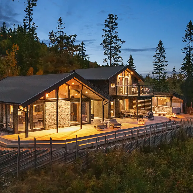 Modern 5-Bedroom Cabin in Birkenåsen with Jacuzzi, Sauna, and Large Garden