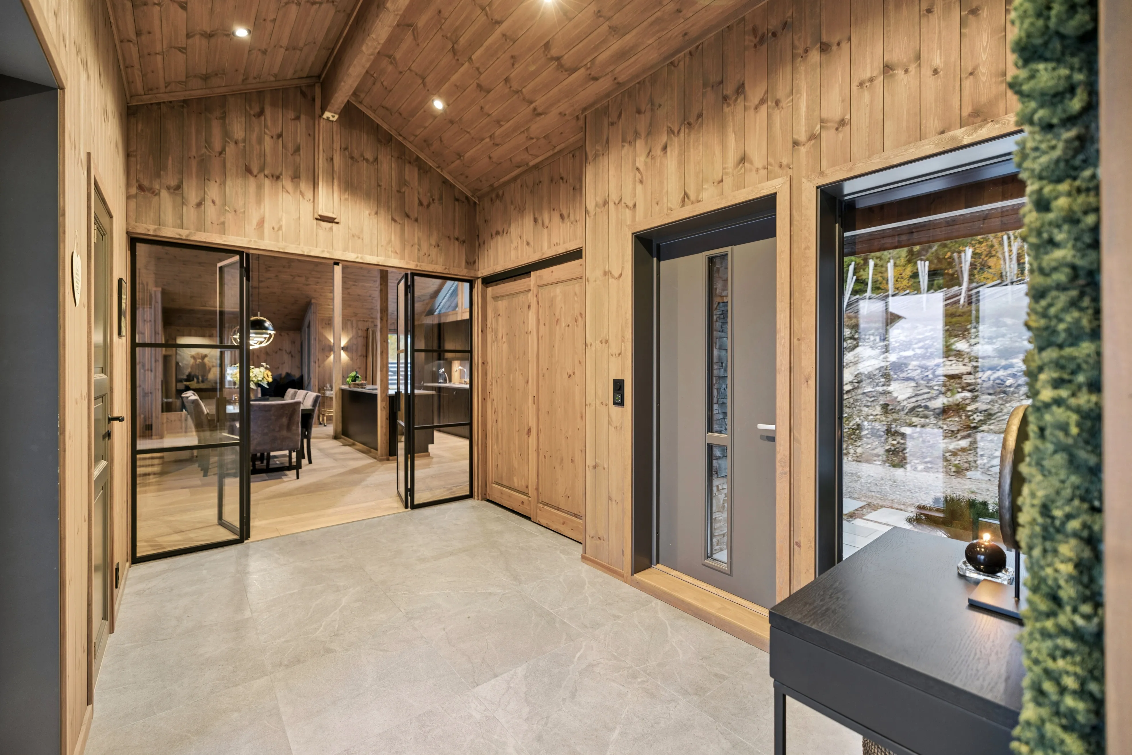 Modern 5-Bedroom Cabin in Birkenåsen with Jacuzzi, Sauna, and Large Garden - Image 3
