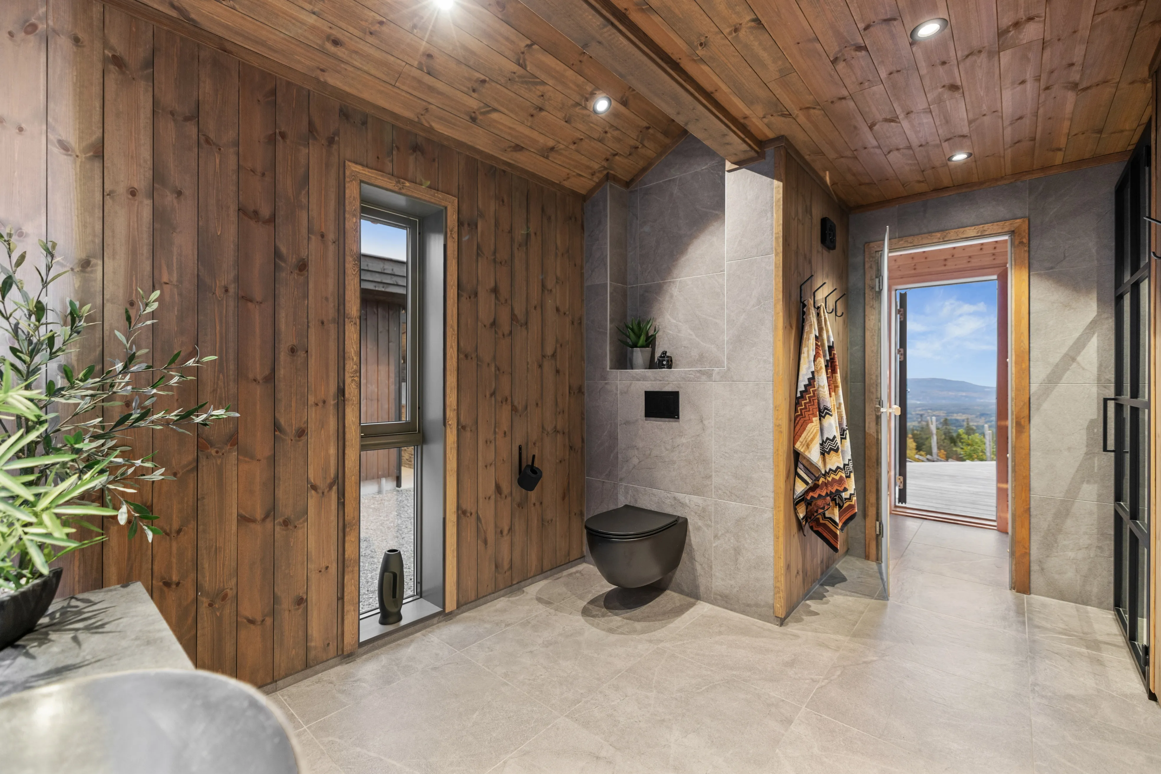 Modern 5-Bedroom Cabin in Birkenåsen with Jacuzzi, Sauna, and Large Garden - View image 20 of 41