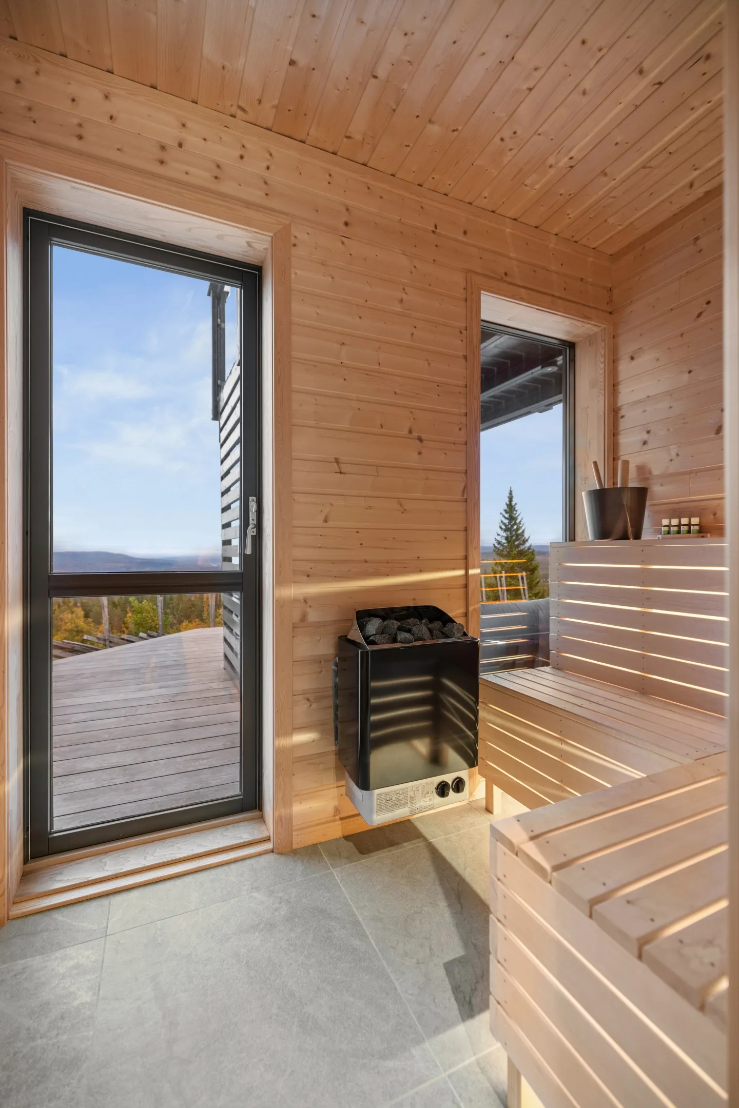 Modern 5-Bedroom Cabin in Birkenåsen with Jacuzzi, Sauna, and Large Garden - View image 21 of 41