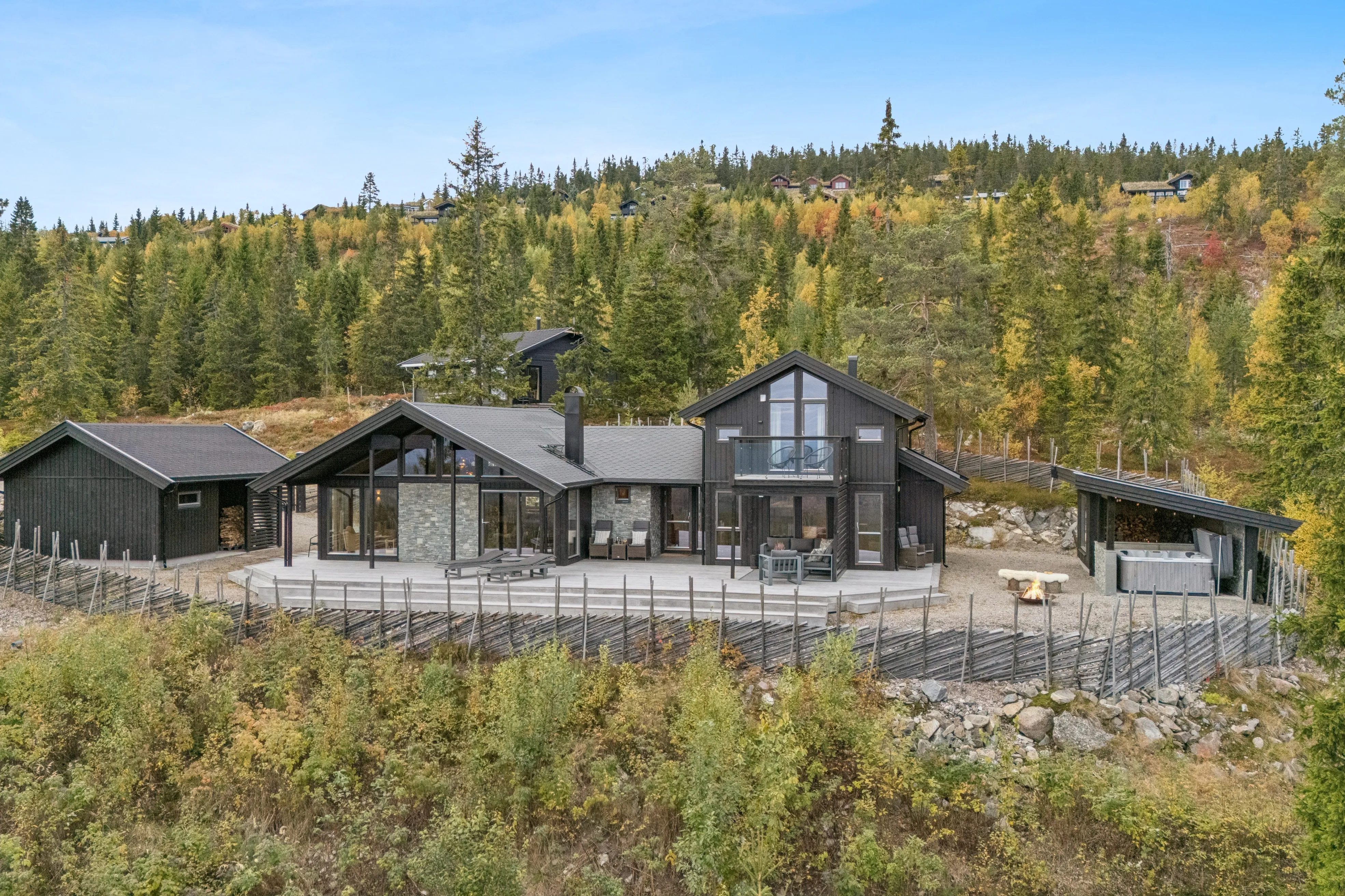 Modern 5-Bedroom Cabin in Birkenåsen with Jacuzzi, Sauna, and Large Garden - View image 33 of 41