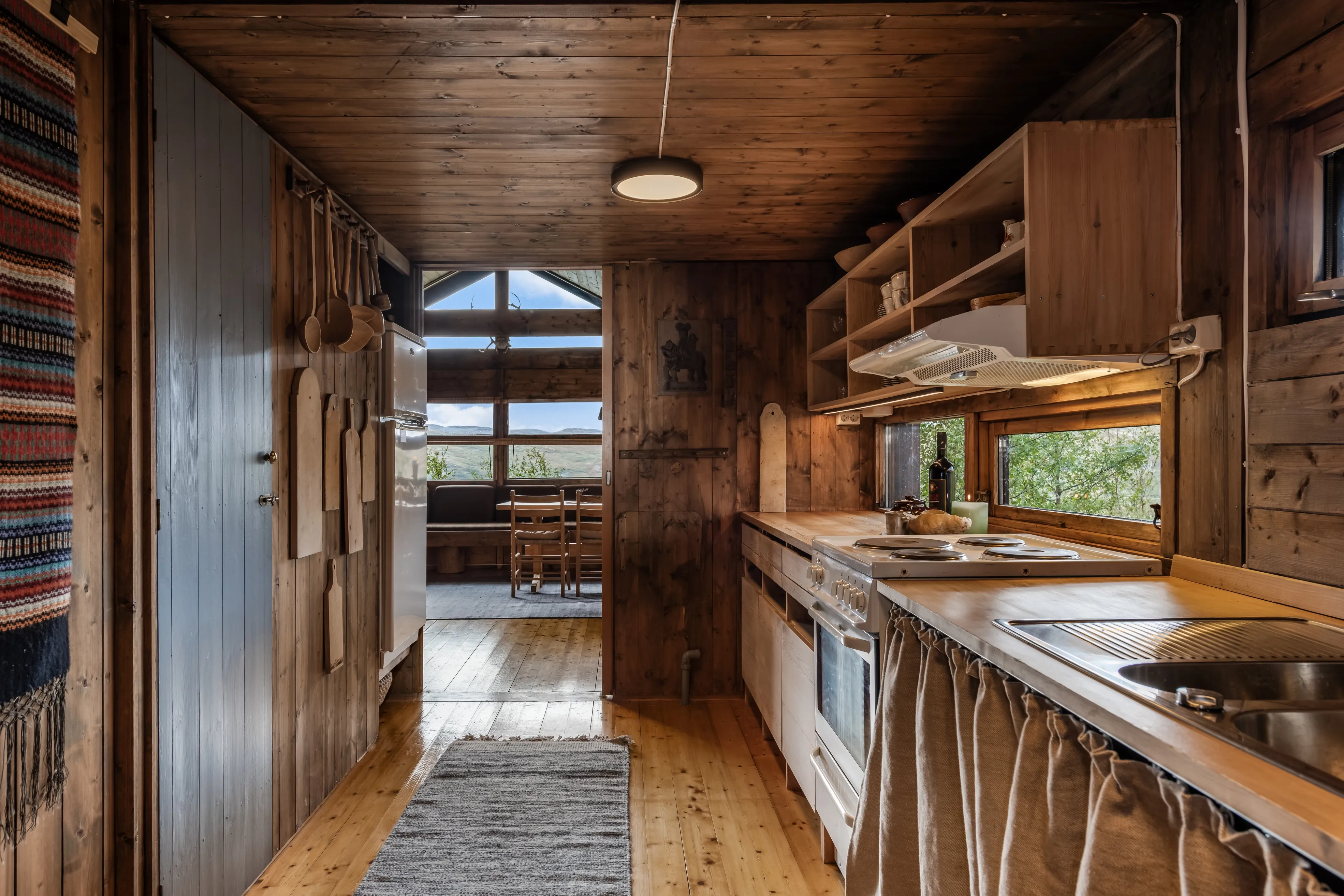 1970s 4-Bedroom Cabin in Norway's Scenic Viken with Expansive Grounds - View image 14 of 49
