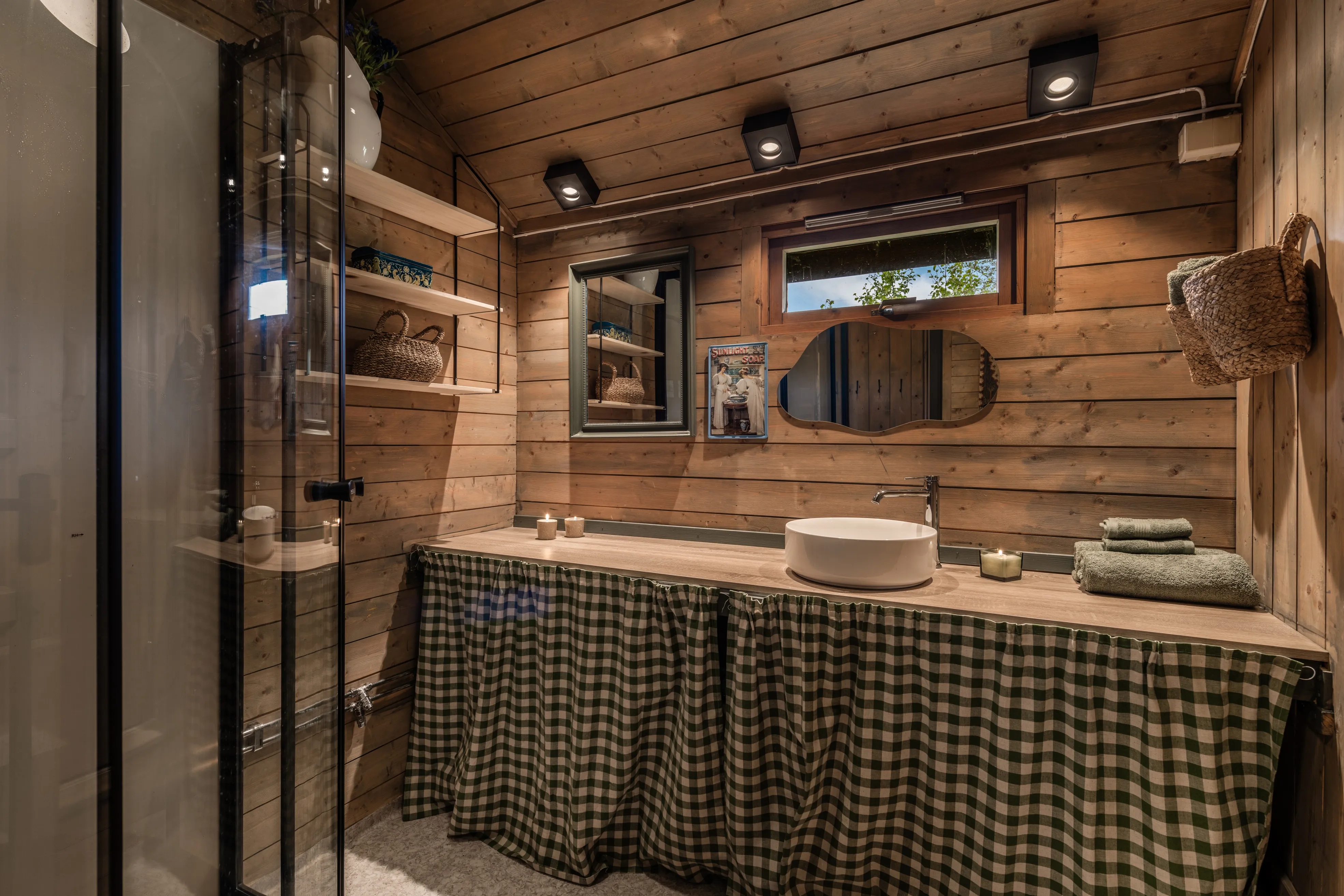 1970s 4-Bedroom Cabin in Norway's Scenic Viken with Expansive Grounds - View image 21 of 49