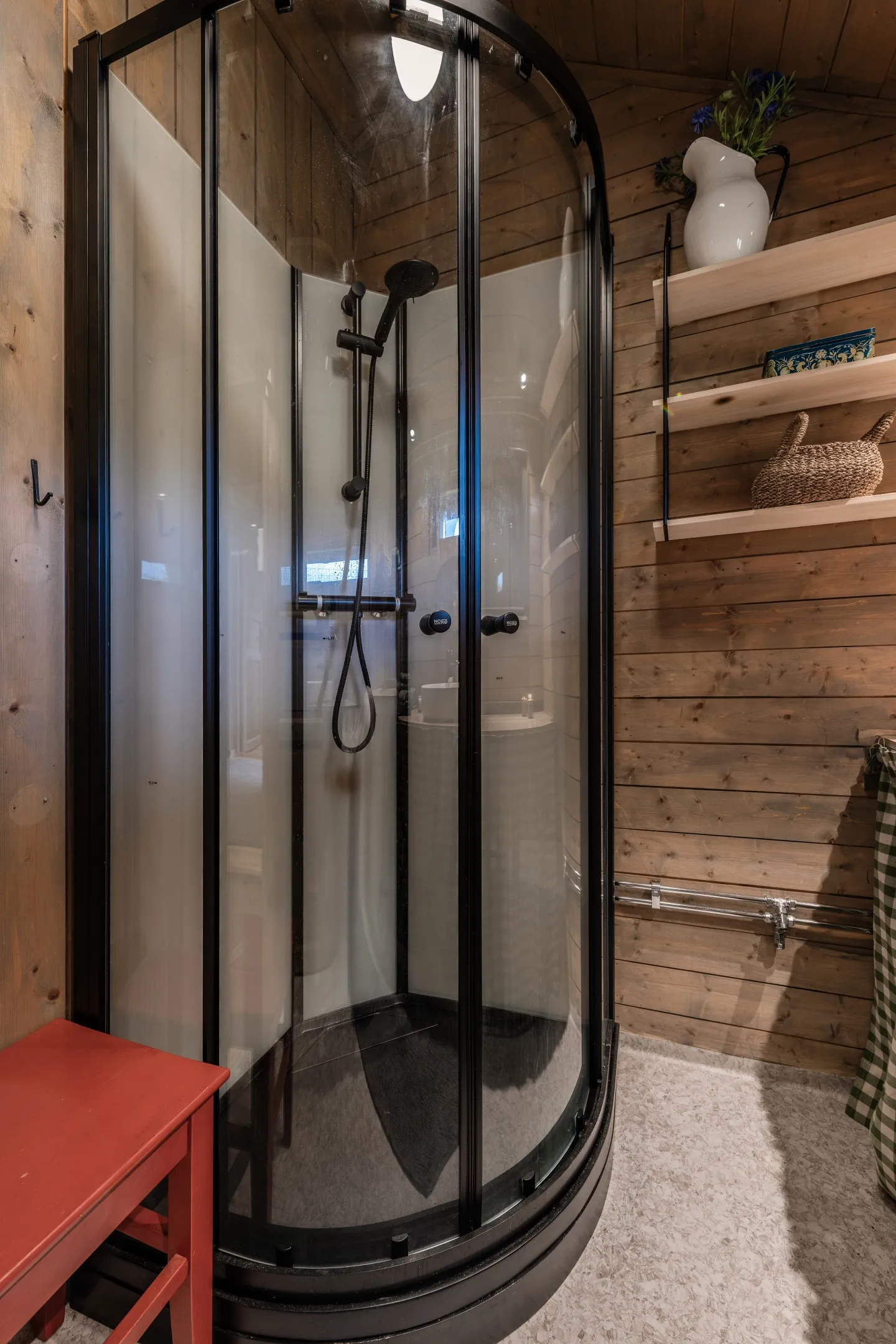 1970s 4-Bedroom Cabin in Norway's Scenic Viken with Expansive Grounds - View image 22 of 49