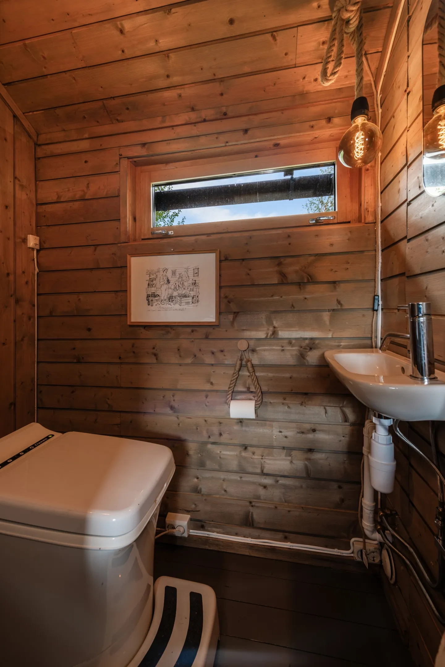 1970s 4-Bedroom Cabin in Norway's Scenic Viken with Expansive Grounds - View image 23 of 49