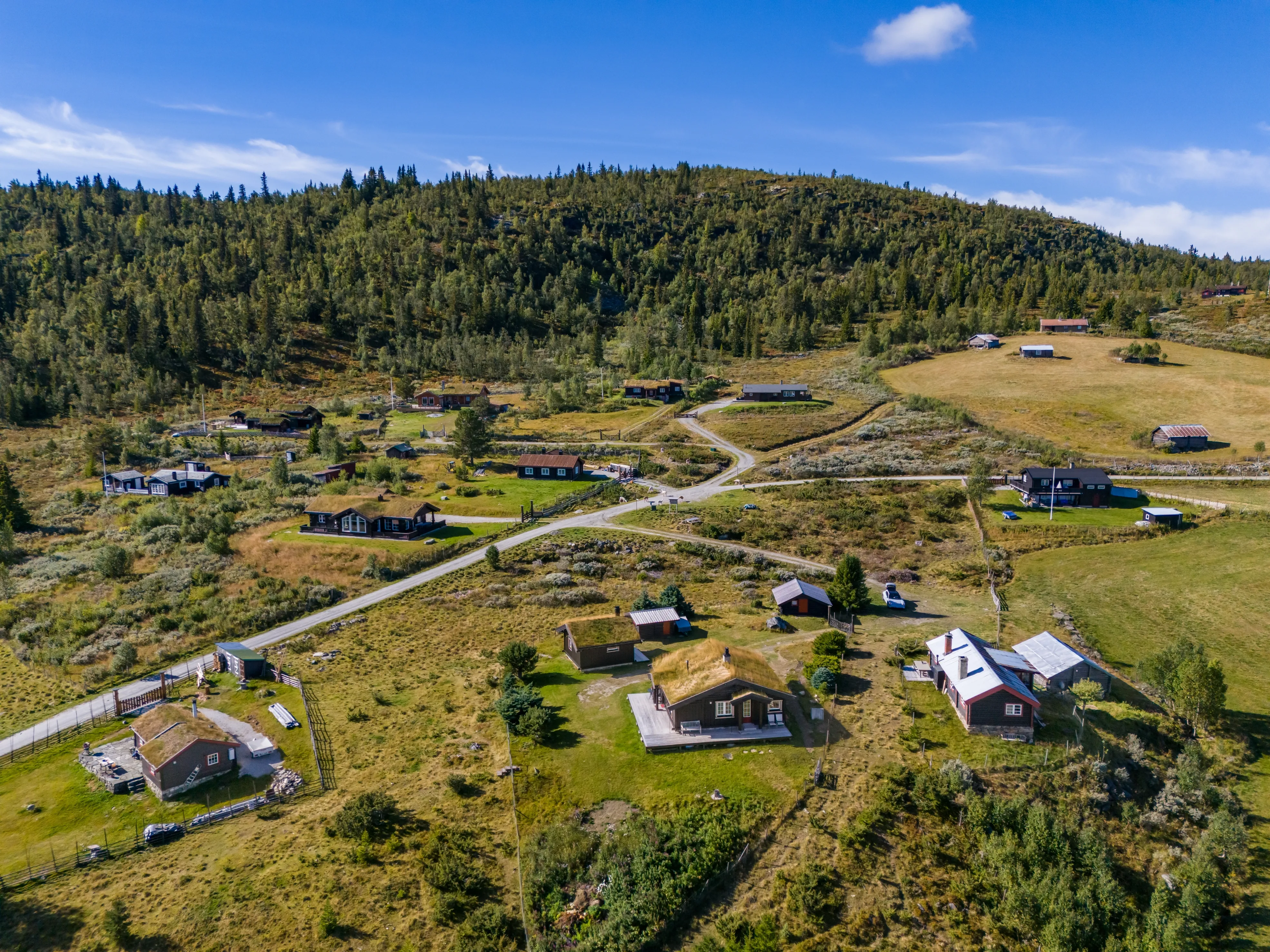 1940s Cabin Retreat with Annex and Garden in Scenic Nesbyen, Norway - View image 12 of 44