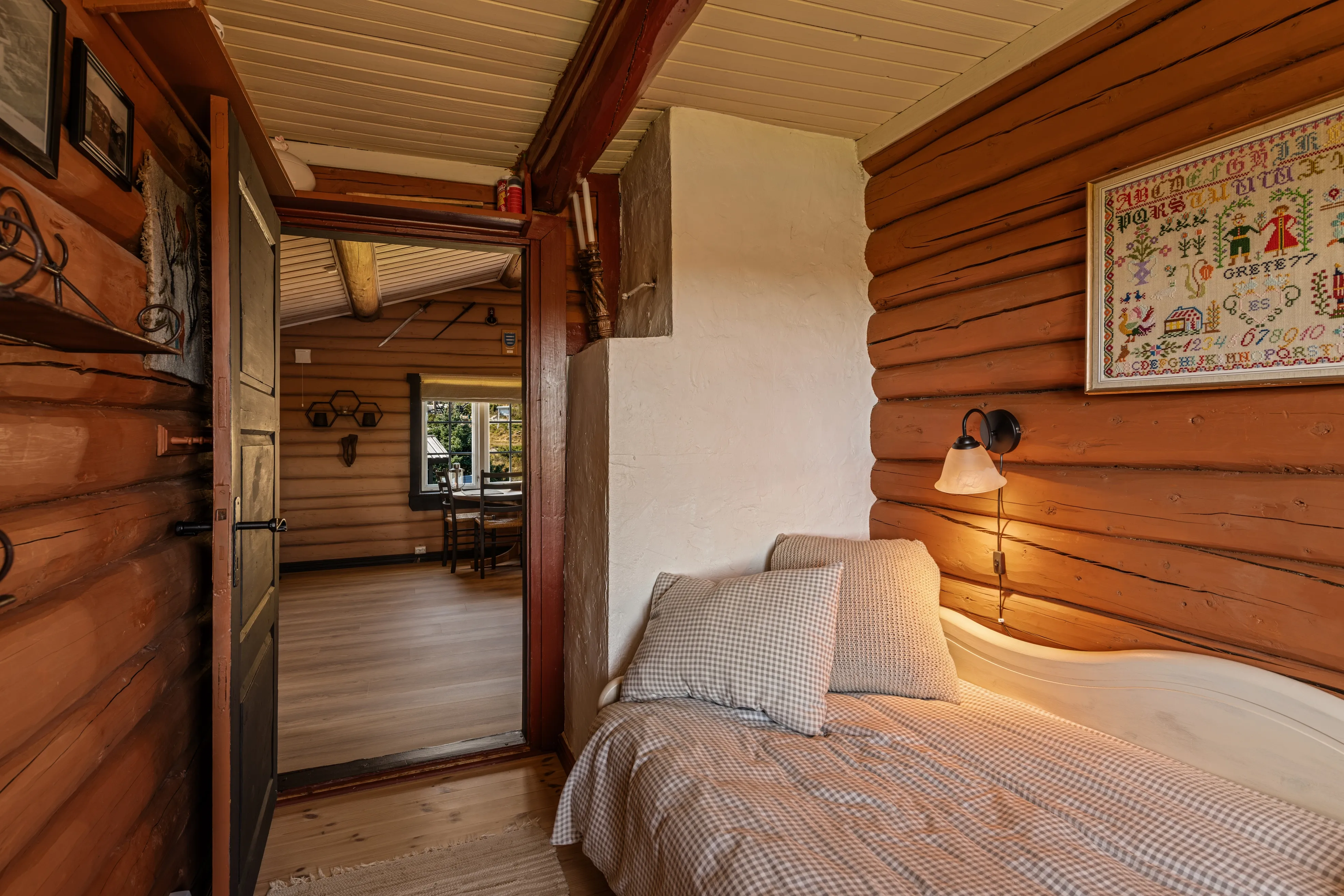 1940s Cabin Retreat with Annex and Garden in Scenic Nesbyen, Norway - View image 27 of 44