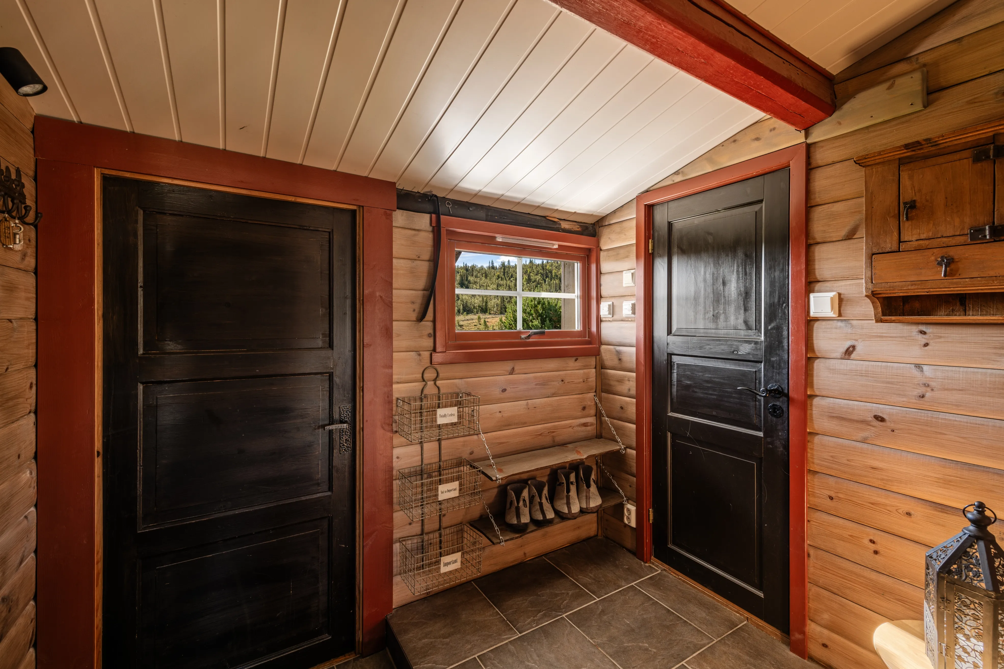 1940s Cabin Retreat with Annex and Garden in Scenic Nesbyen, Norway - View image 29 of 44