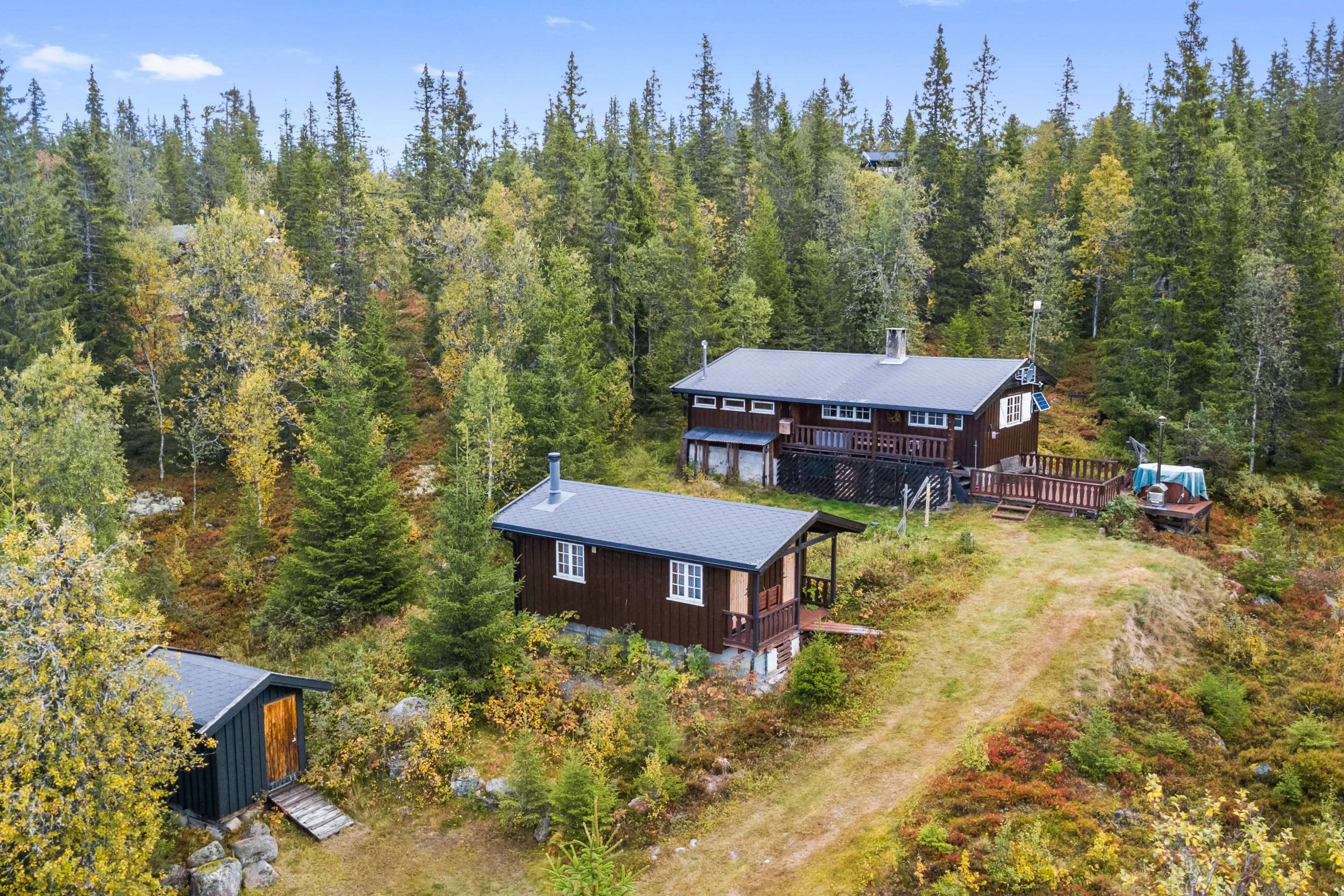 1970s Norwegian Retreat with Terrace and Spa in Veneli - Image 1
