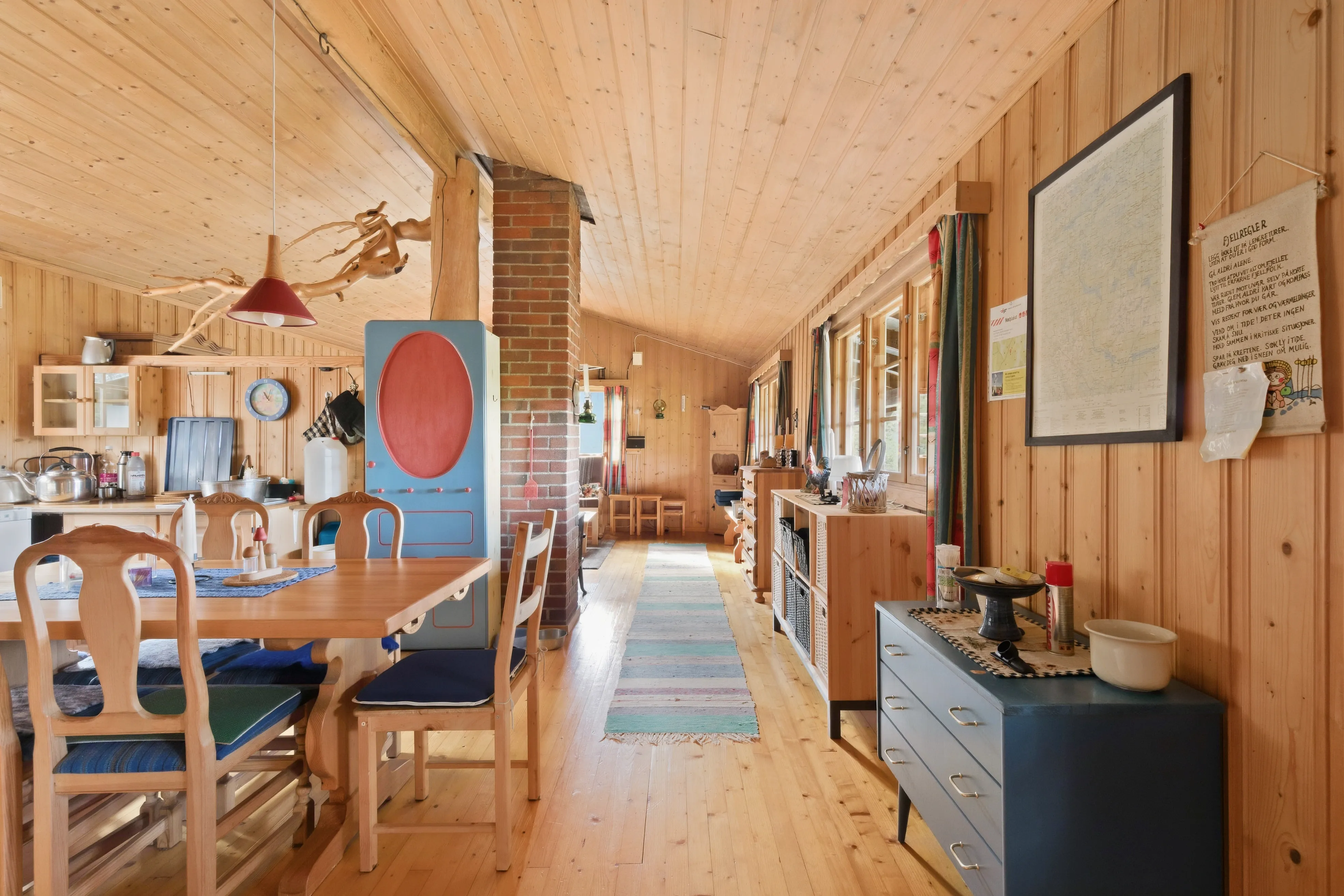 1970s Norwegian Retreat with Terrace and Spa in Veneli - View image 12 of 46