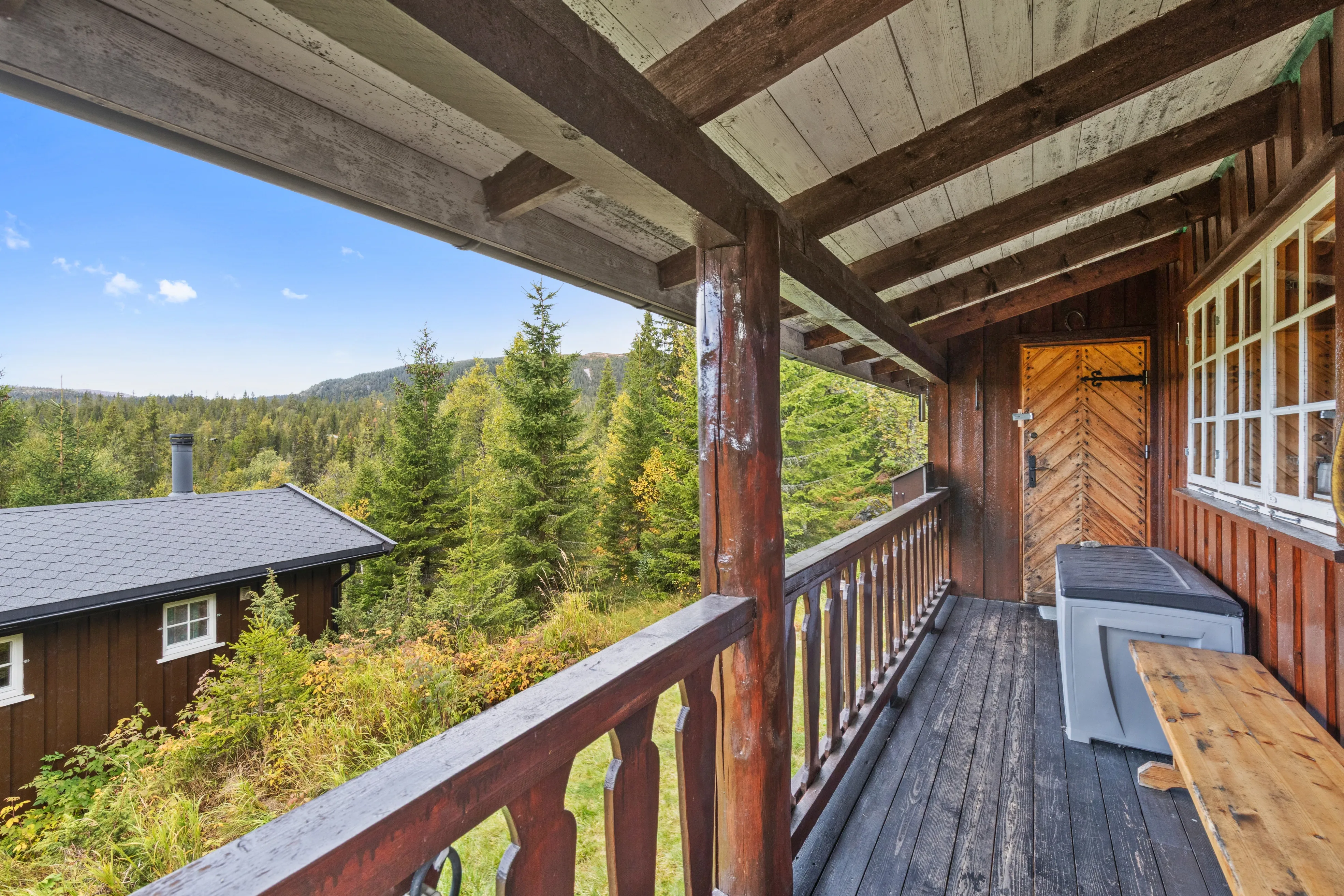 1970s Norwegian Retreat with Terrace and Spa in Veneli - View image 26 of 46