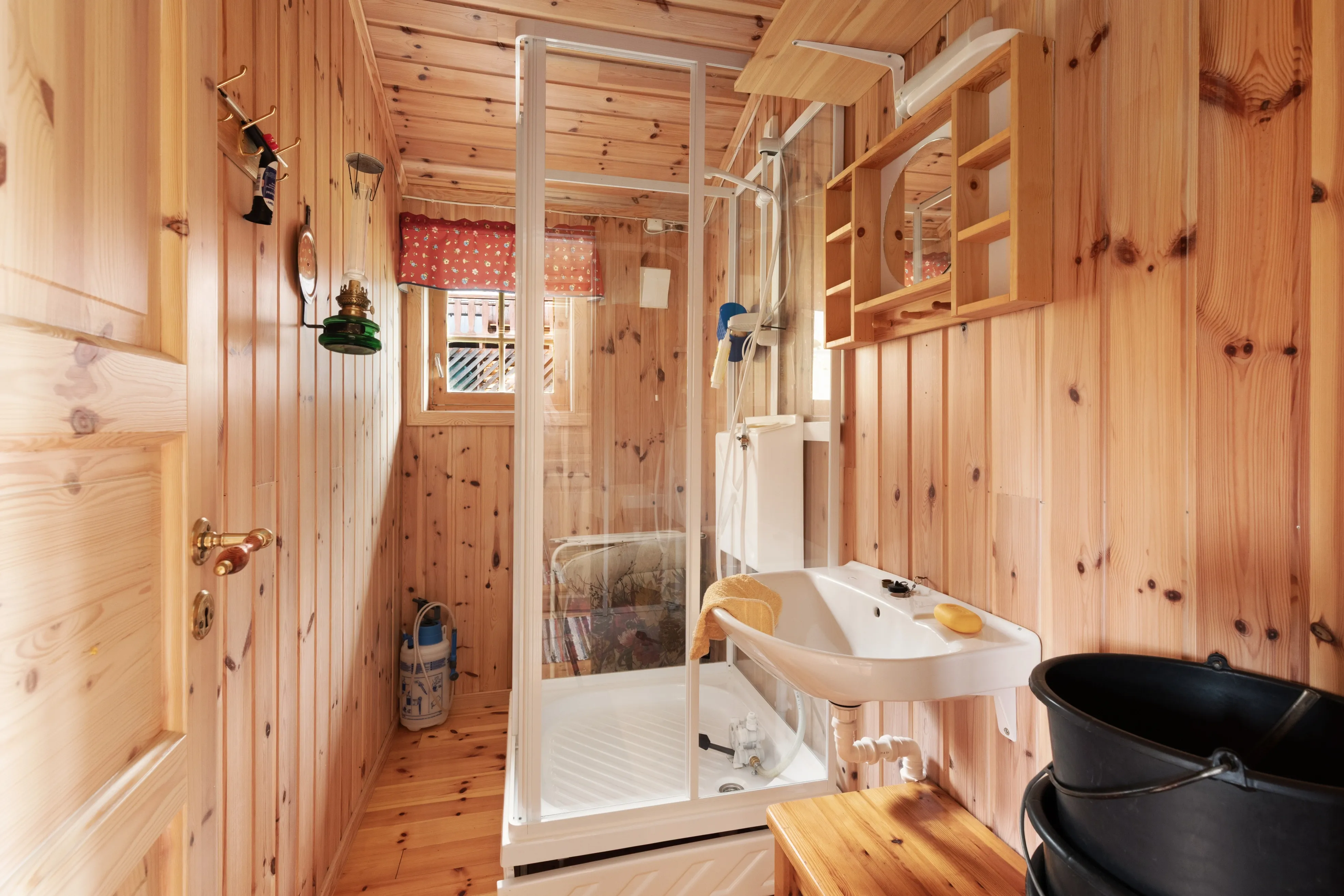 1970s Norwegian Retreat with Terrace and Spa in Veneli - View image 34 of 46