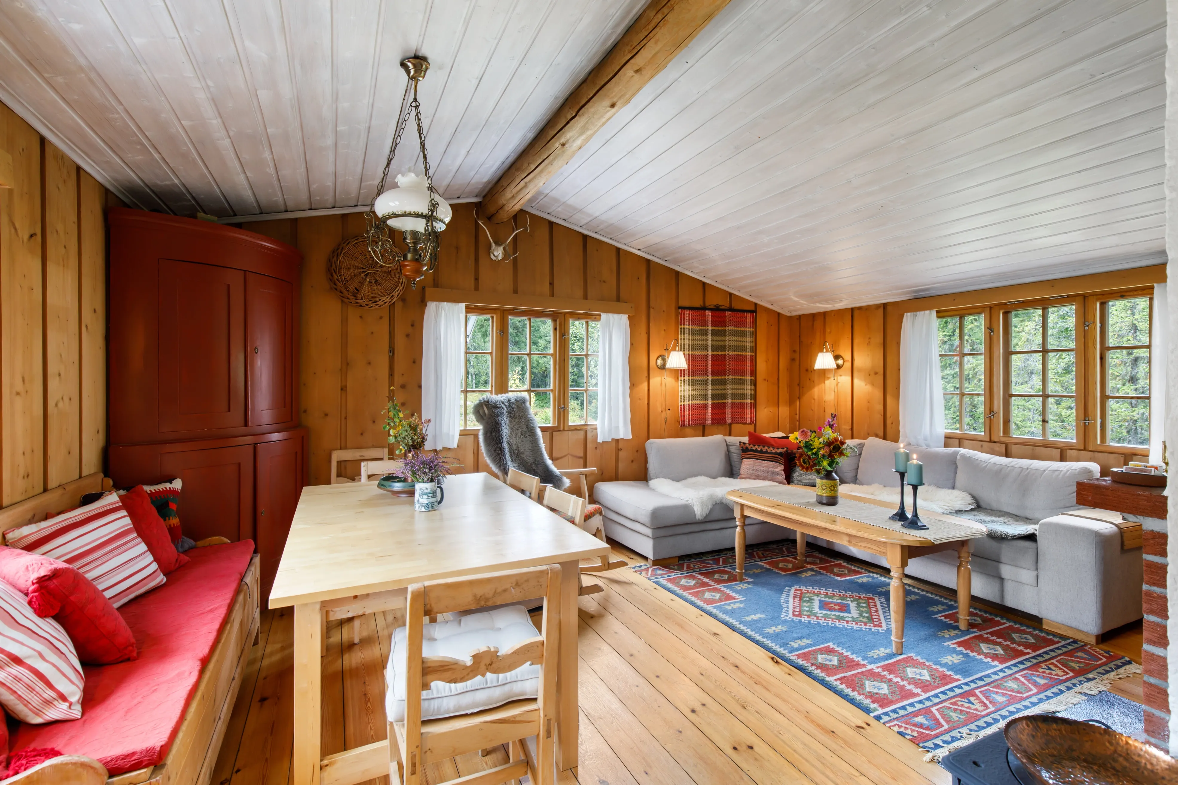 1960s Three-Bedroom Cabin with Terrace in Eggedal, Norway - View image 9 of 49