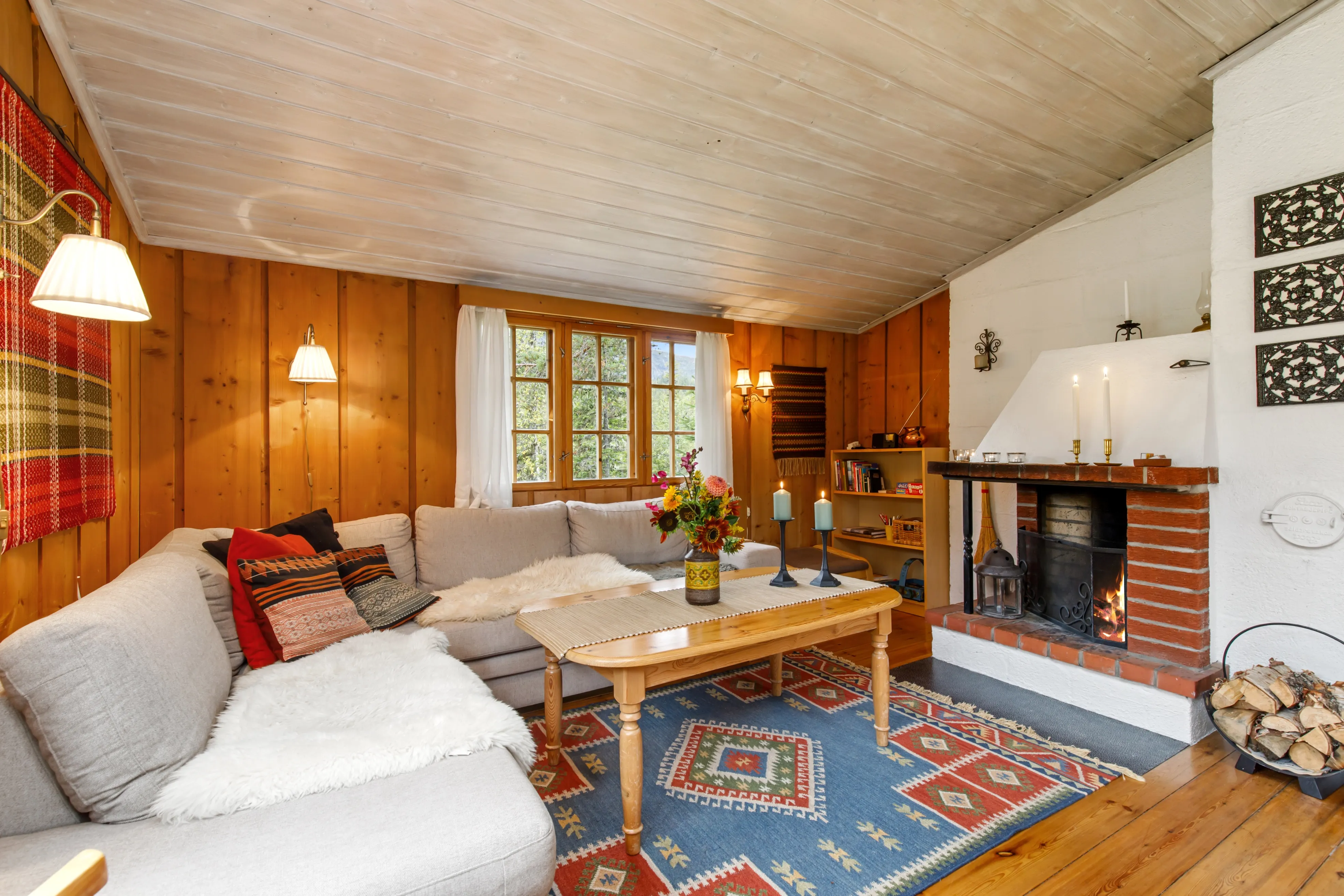 1960s Three-Bedroom Cabin with Terrace in Eggedal, Norway - View image 10 of 49
