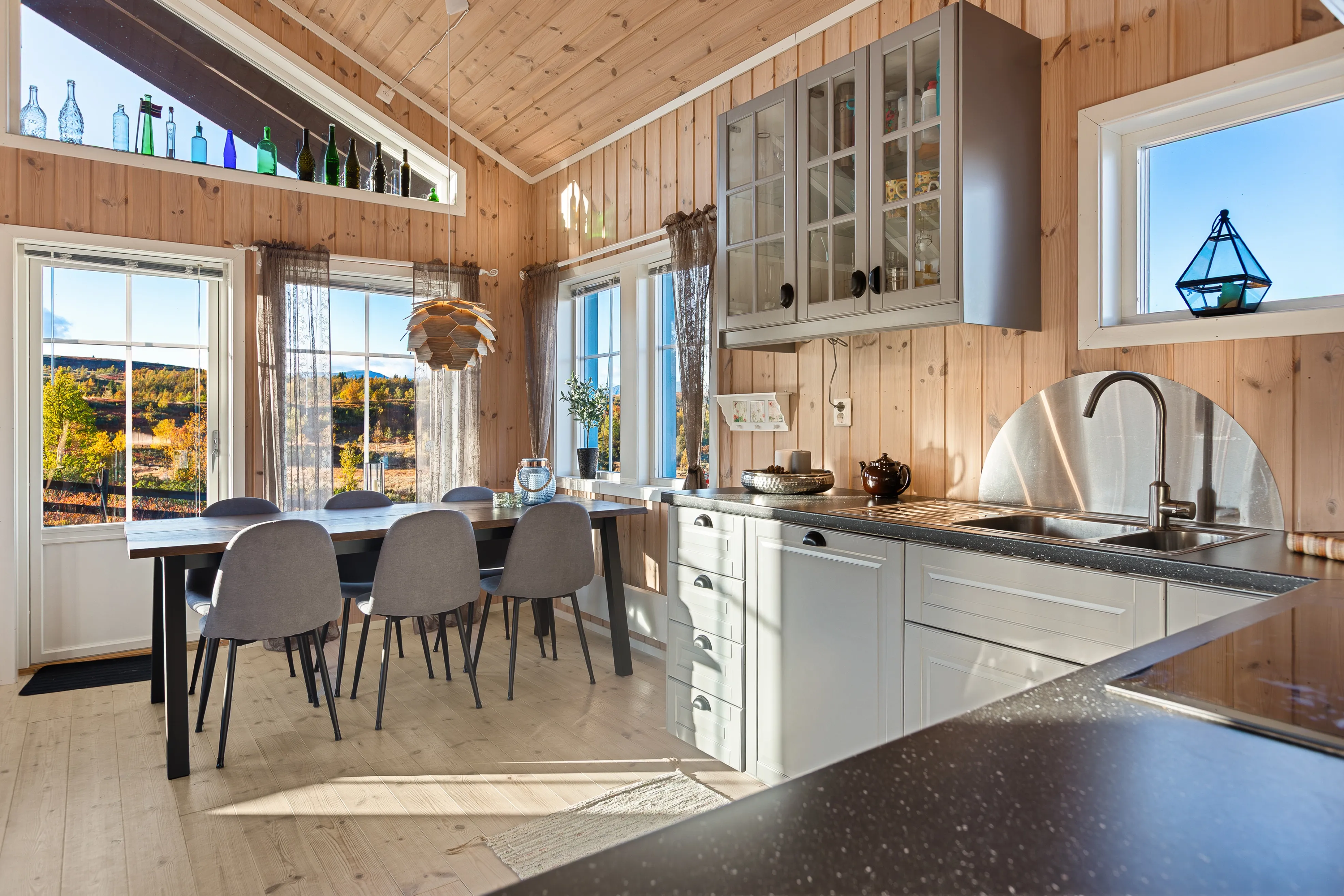 Modern Two-Storey House with Expansive Terrace in Scenic Valdres, Norway - View image 13 of 37