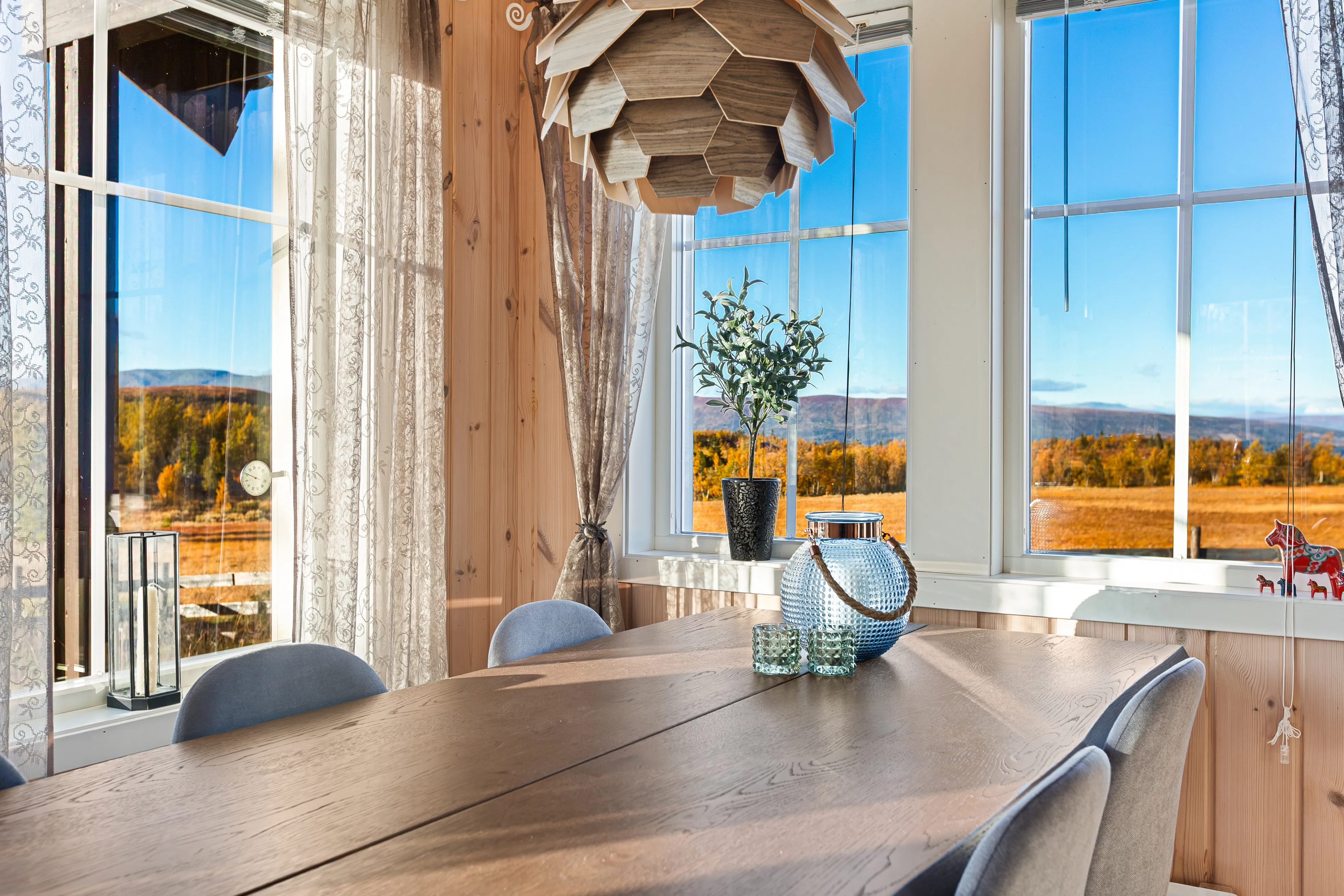 Modern Two-Storey House with Expansive Terrace in Scenic Valdres, Norway - View image 16 of 37
