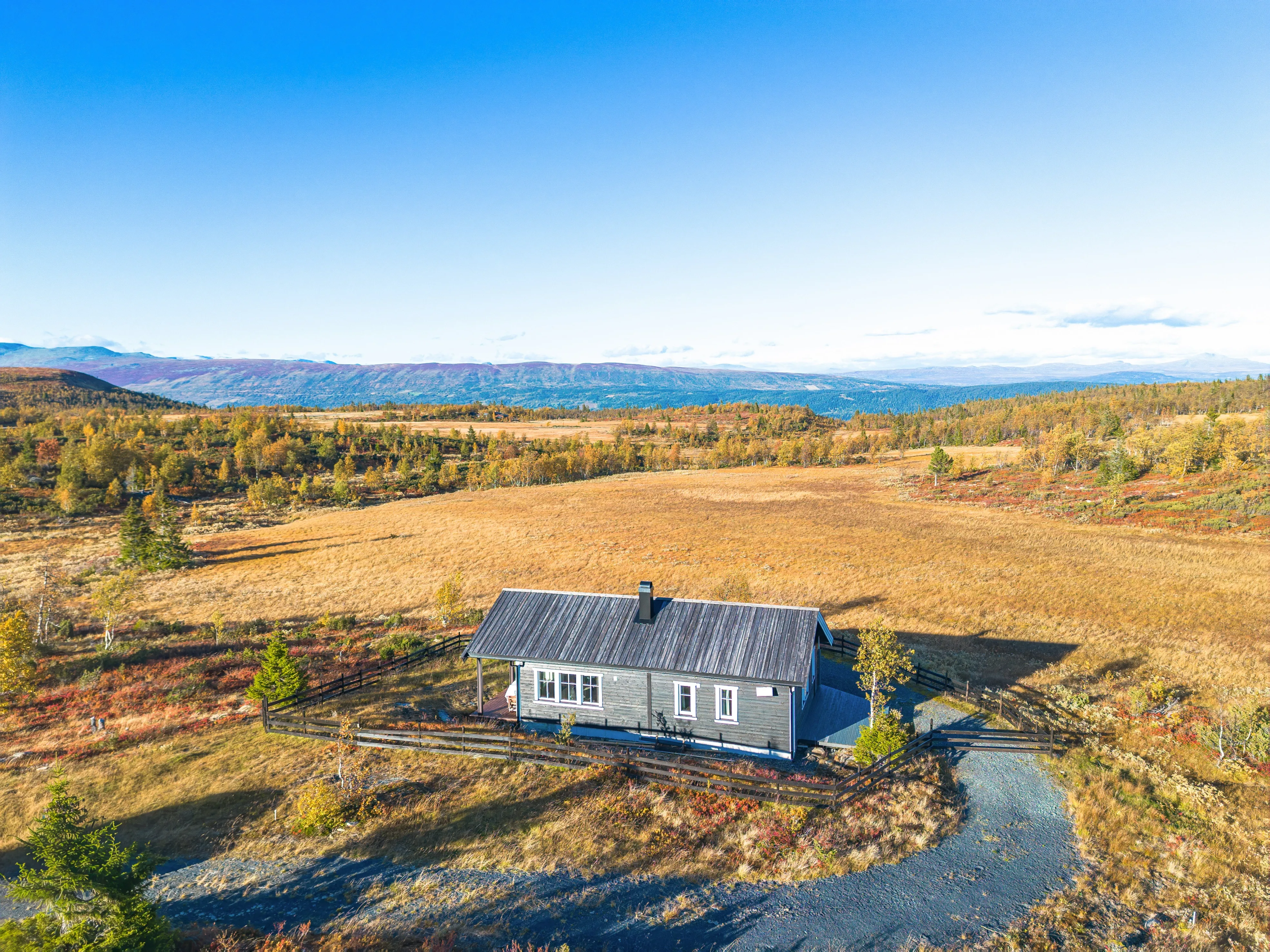 Modern Two-Storey House with Expansive Terrace in Scenic Valdres, Norway - View image 28 of 37