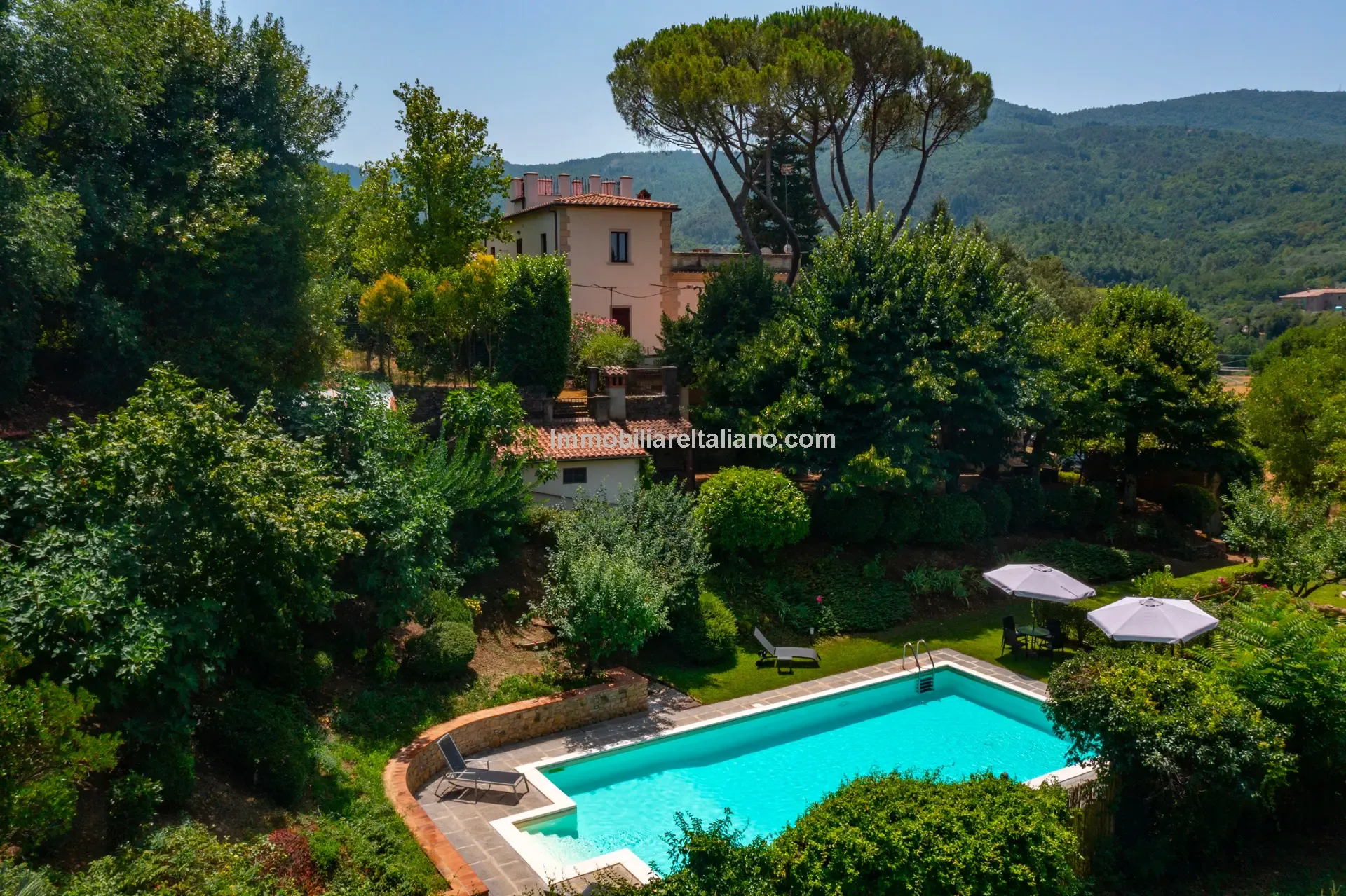 Art Nouveau Villa in Tuscany: 7 Bedrooms, Pool, Guest Apartment - Image 1