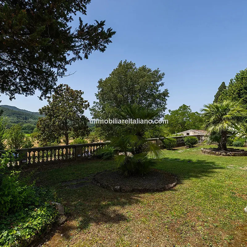 View image 21