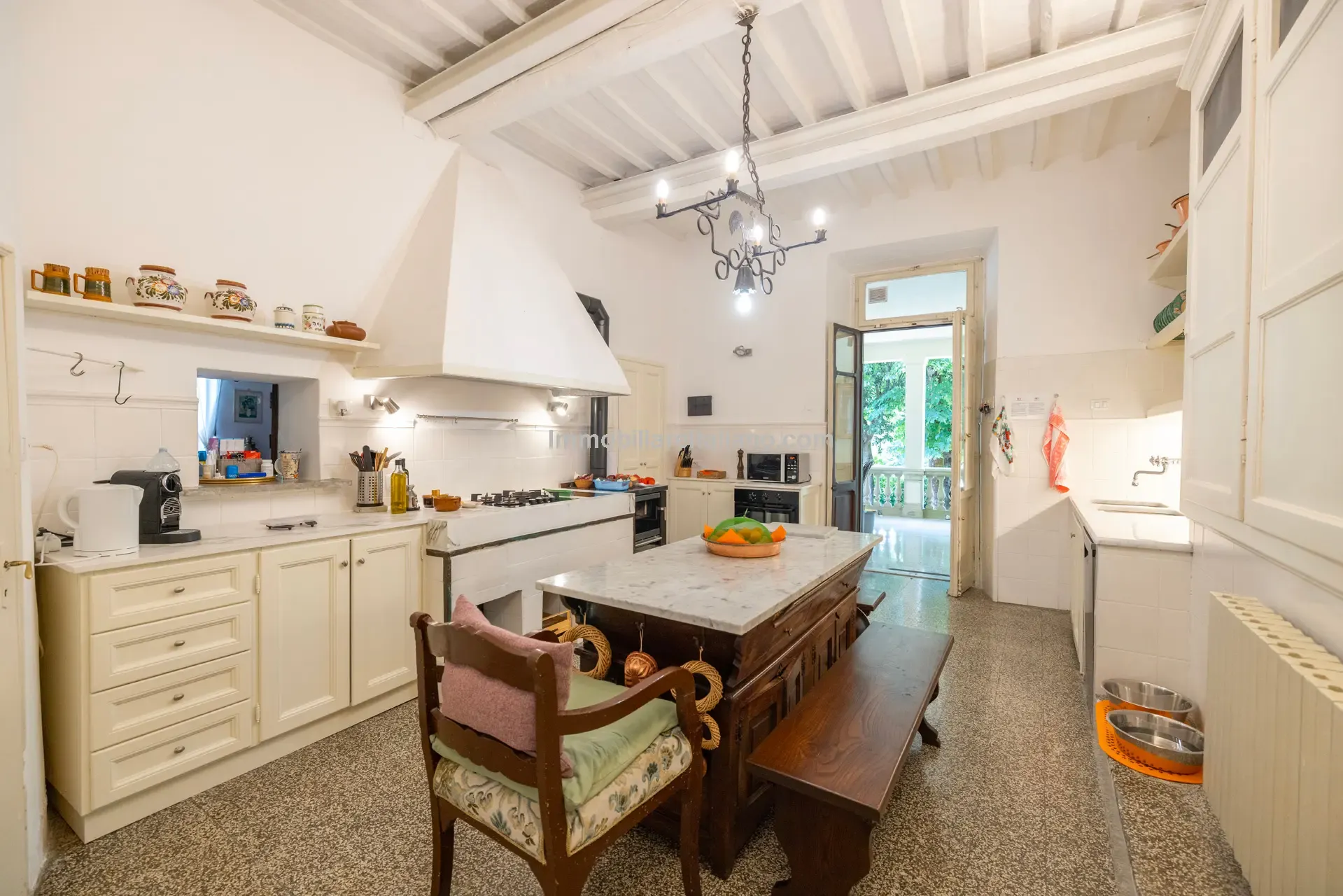 Art Nouveau Villa in Tuscany: 7 Bedrooms, Pool, Guest Apartment - View image 33 of 49