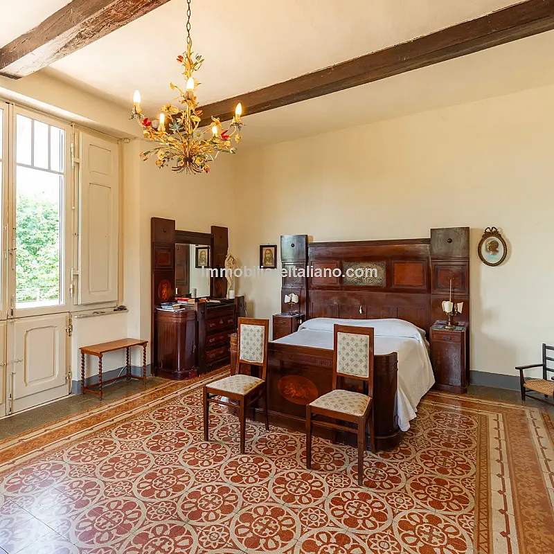 View image 36