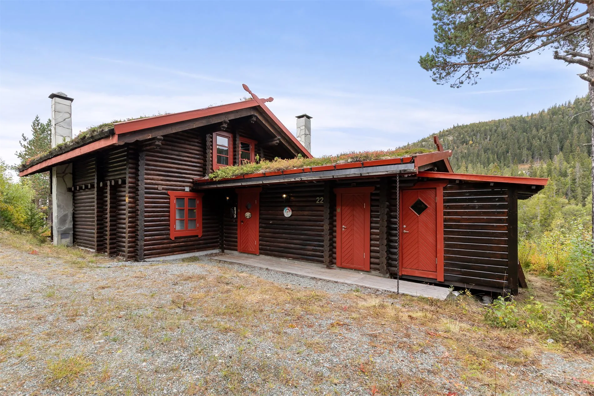 4-Bedroom Country House with Balcony and Terrace in Scenic Noresund - Image 4