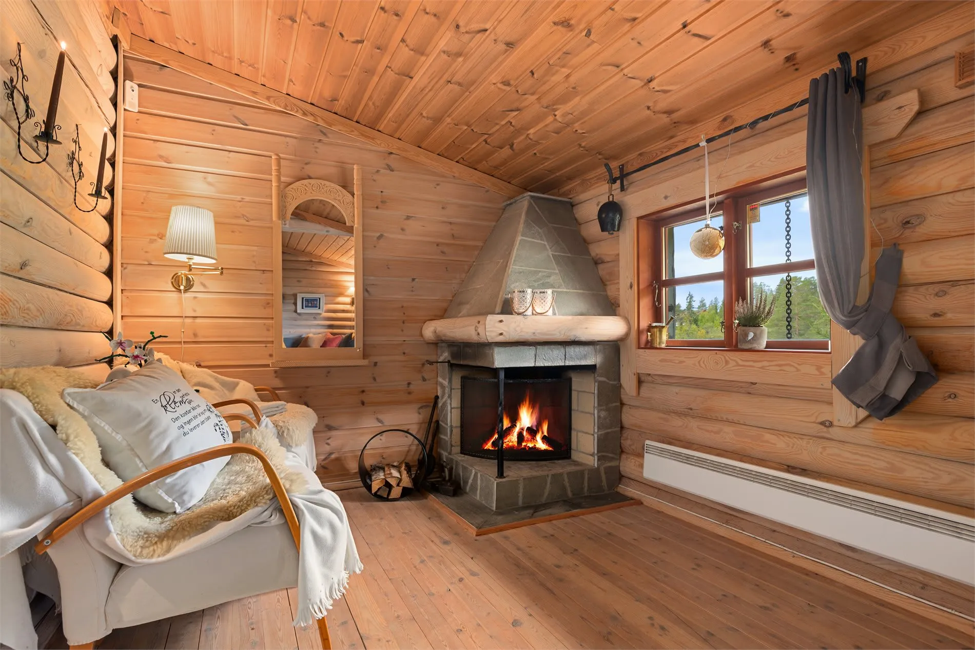 4-Bedroom Country House with Balcony and Terrace in Scenic Noresund - View image 12 of 37