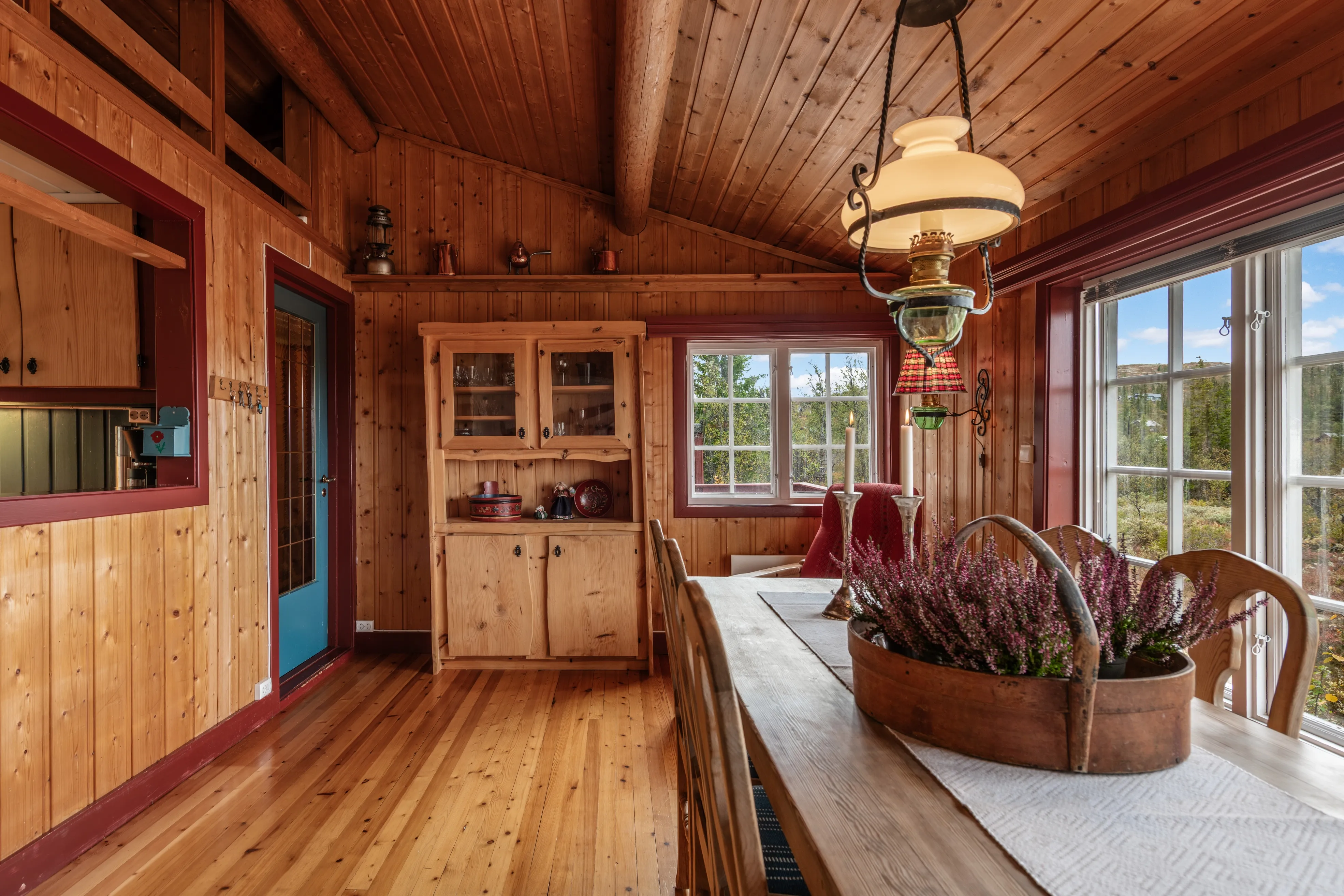 Rustic 1970s Cabin in Ål with Wood Heating on Expansive Grounds - View image 8 of 57