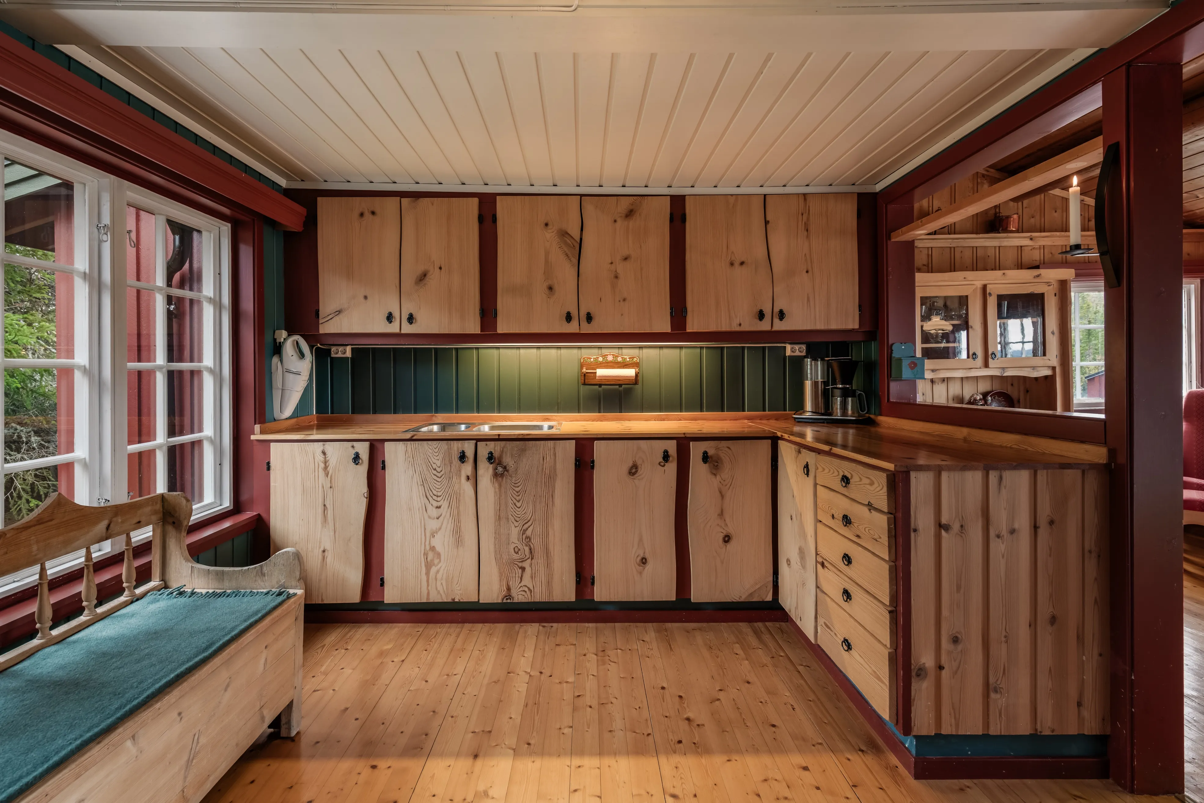 Rustic 1970s Cabin in Ål with Wood Heating on Expansive Grounds - View image 17 of 57
