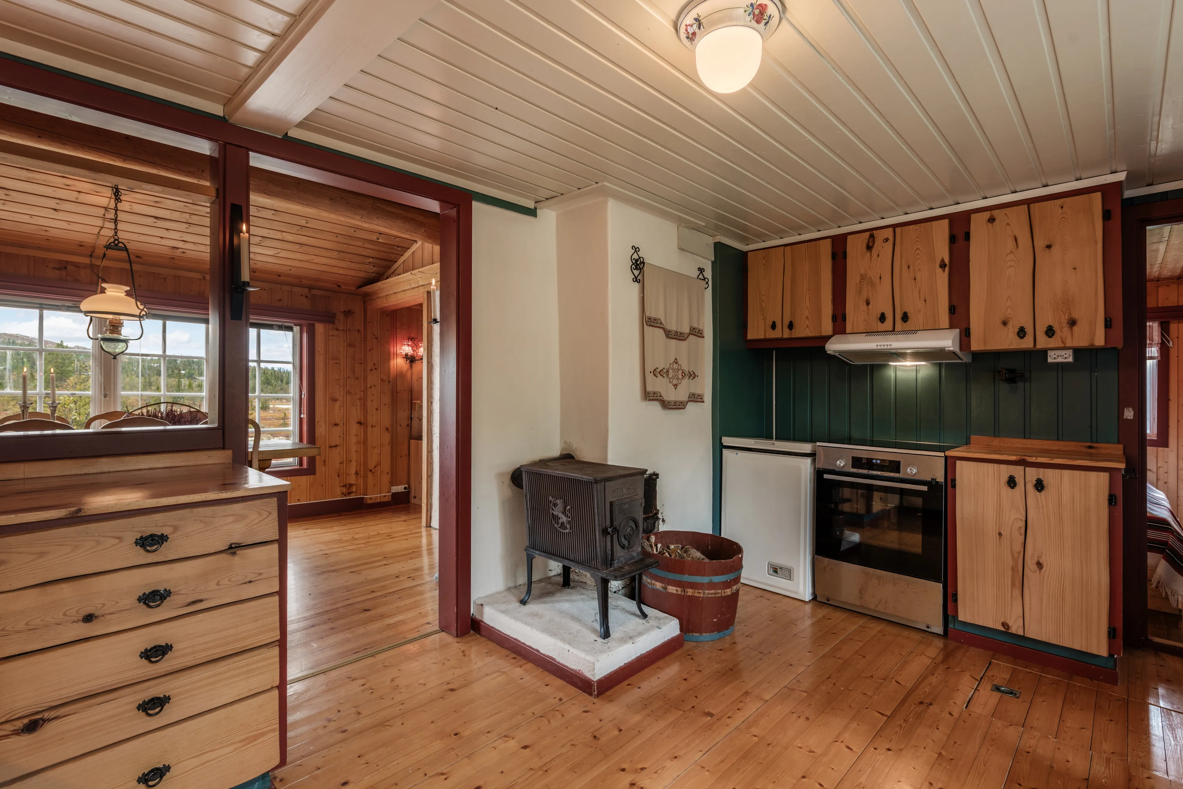 Rustic 1970s Cabin in Ål with Wood Heating on Expansive Grounds - View image 19 of 57