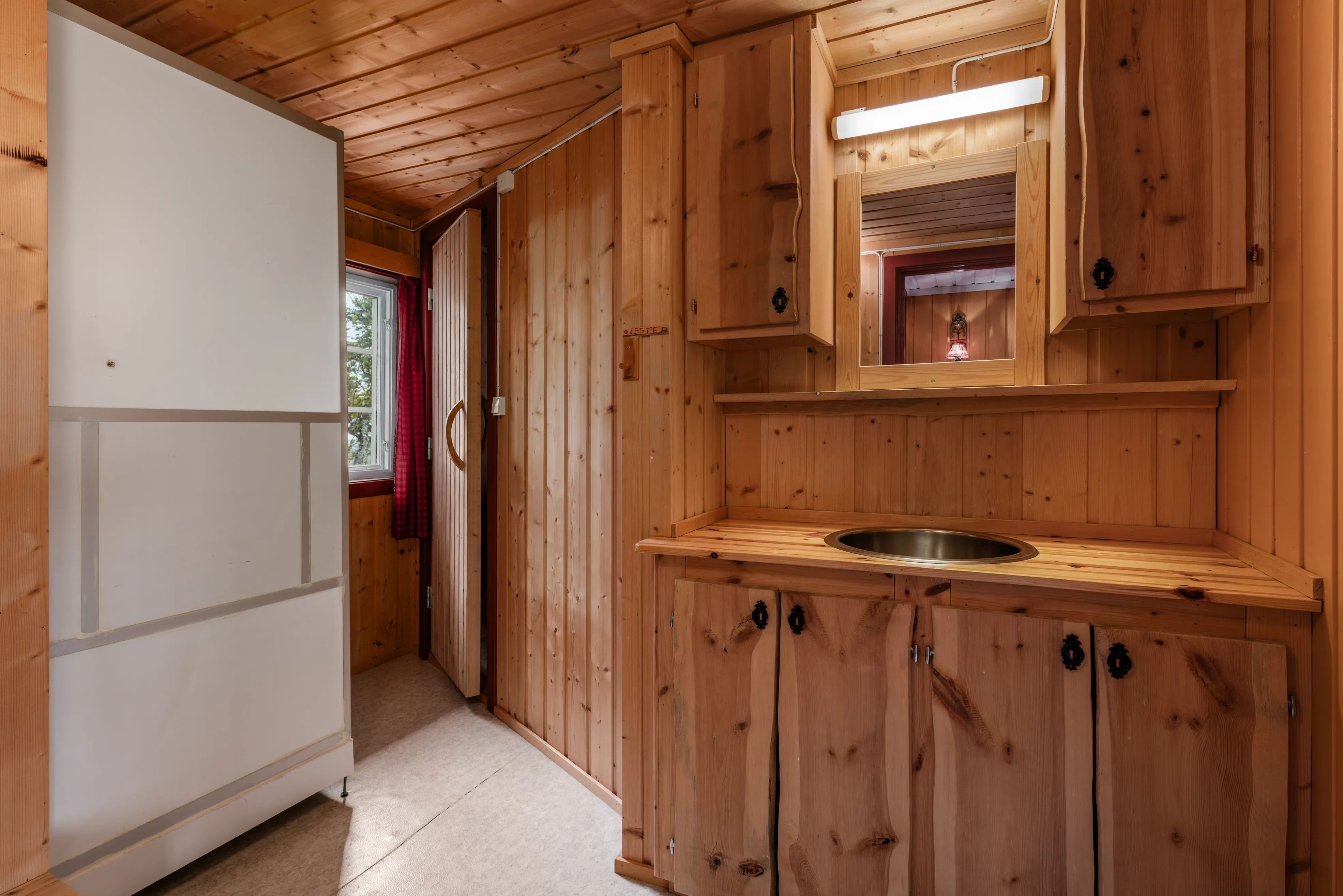 Rustic 1970s Cabin in Ål with Wood Heating on Expansive Grounds - View image 26 of 57