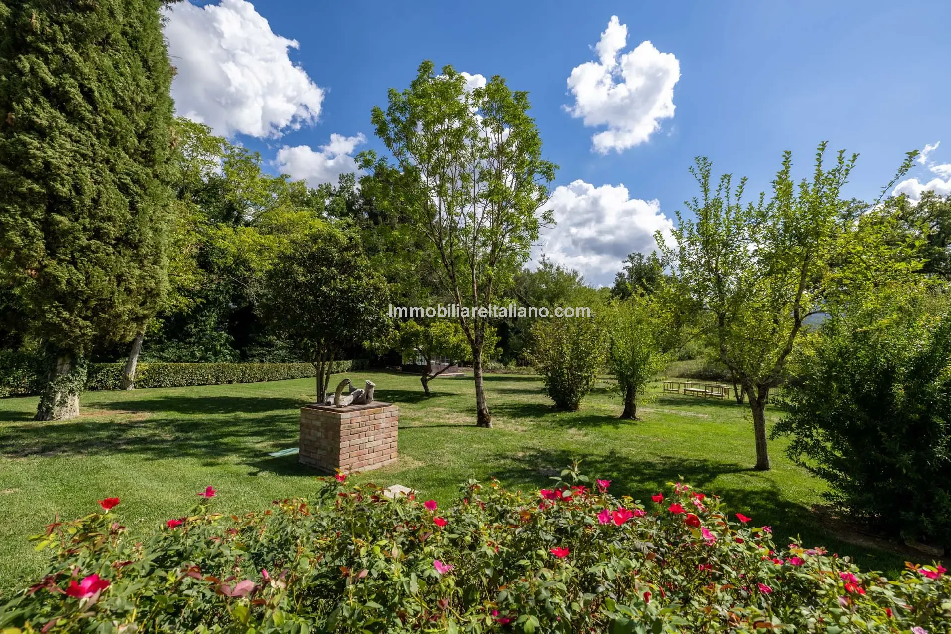 Modern 6-Bedroom Country House with Expansive Land in Todi, Umbria - View image 12 of 58