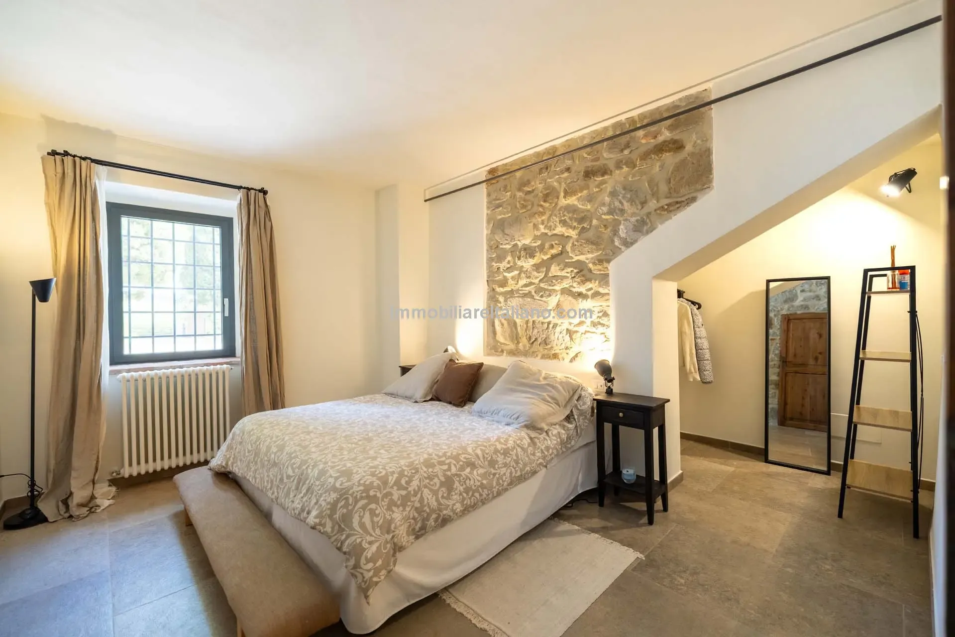 Modern 6-Bedroom Country House with Expansive Land in Todi, Umbria - View image 35 of 58