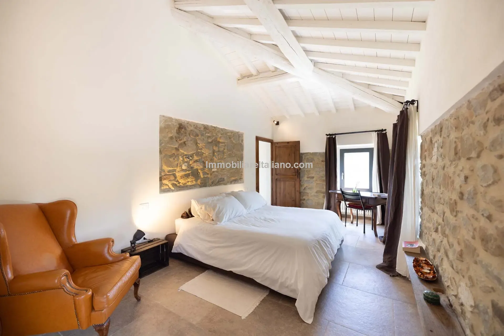 Modern 6-Bedroom Country House with Expansive Land in Todi, Umbria - View image 46 of 58