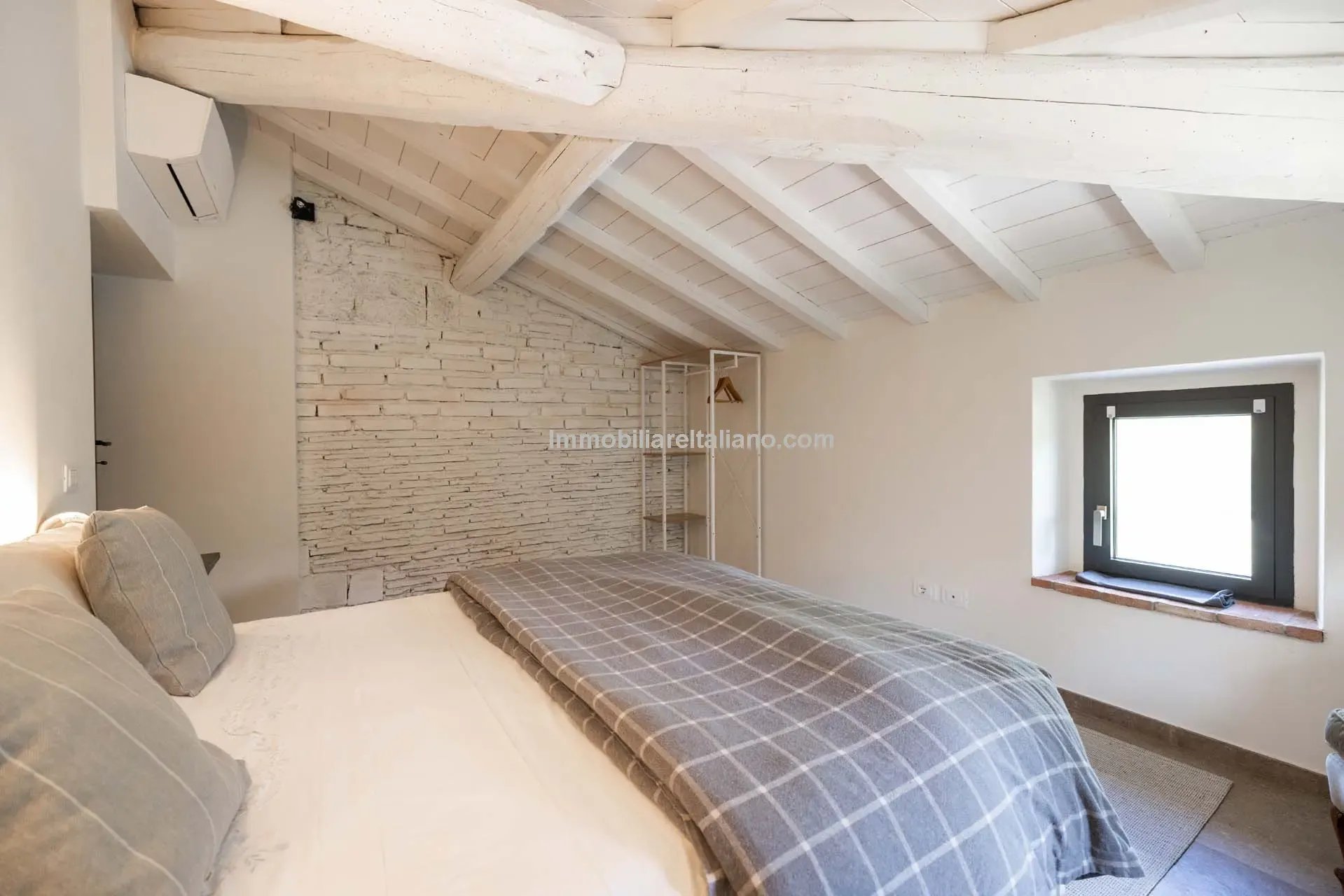 Modern 6-Bedroom Country House with Expansive Land in Todi, Umbria - View image 56 of 58