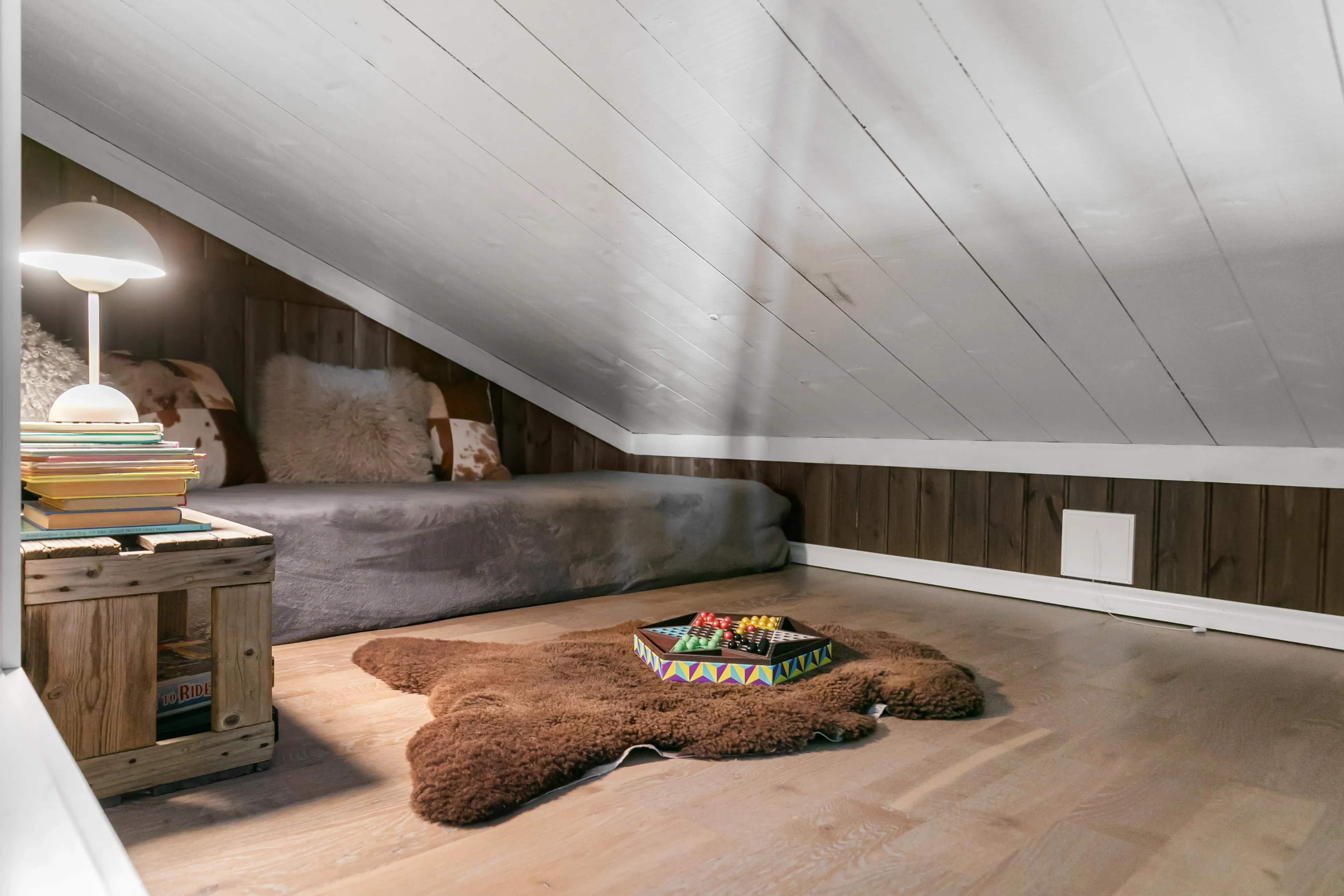 Modern 3-Bedroom Ski-in/Ski-out Cabin in Budor, Norway - View image 28 of 49