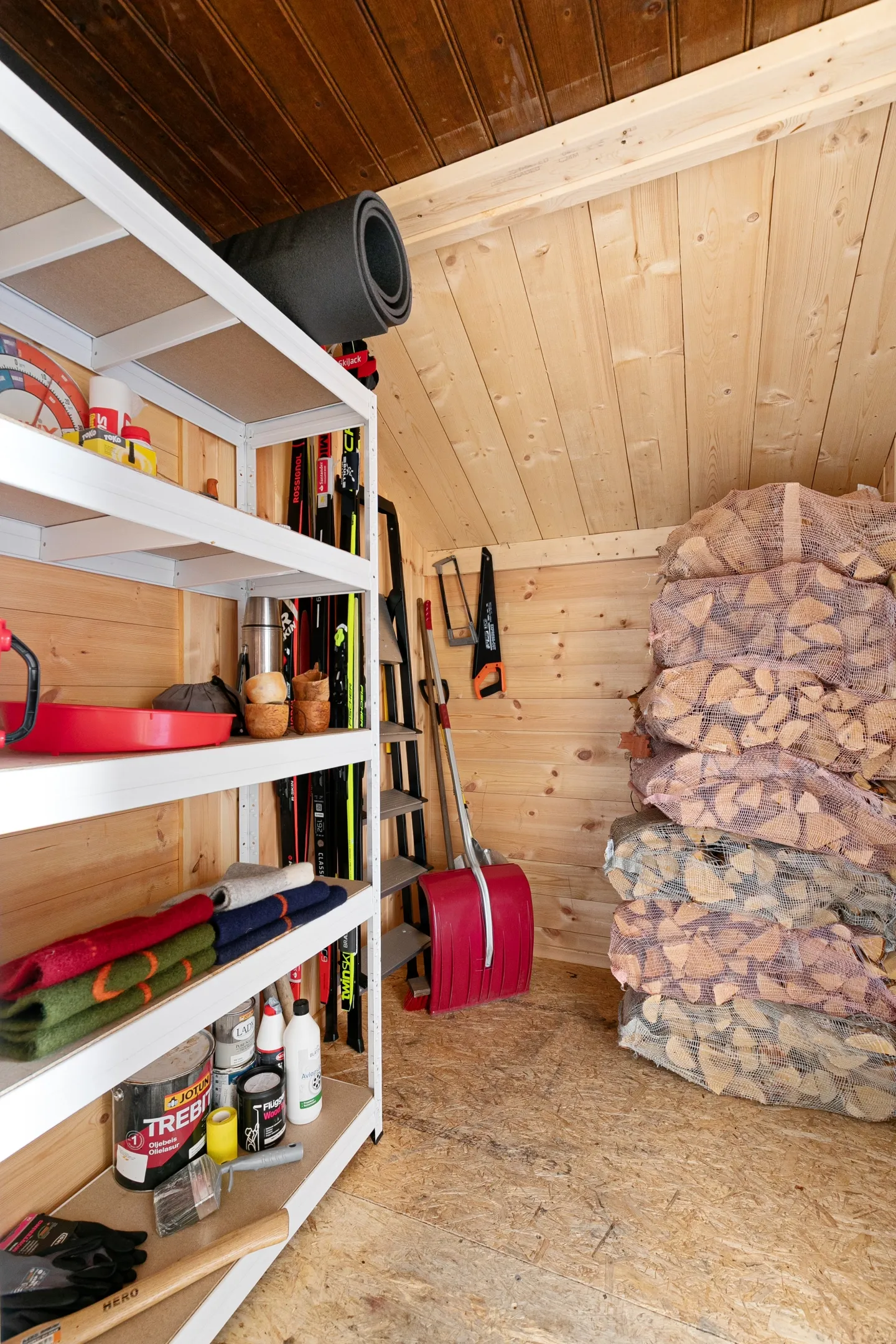 Modern 3-Bedroom Ski-in/Ski-out Cabin in Budor, Norway - View image 44 of 49