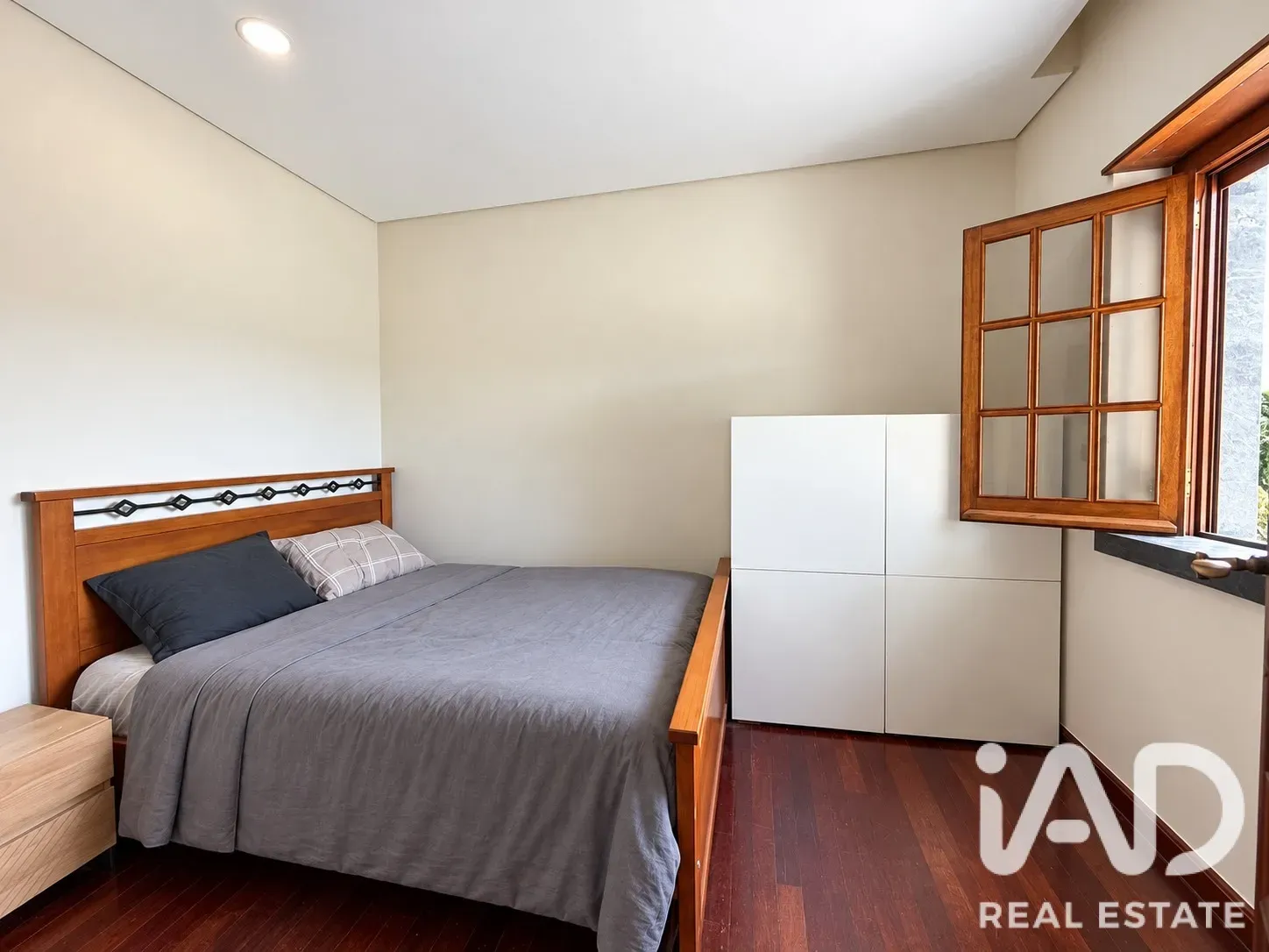 4-Bedroom Furnished Home with Garden and Terrace in Sintra, Portugal - View image 17 of 30