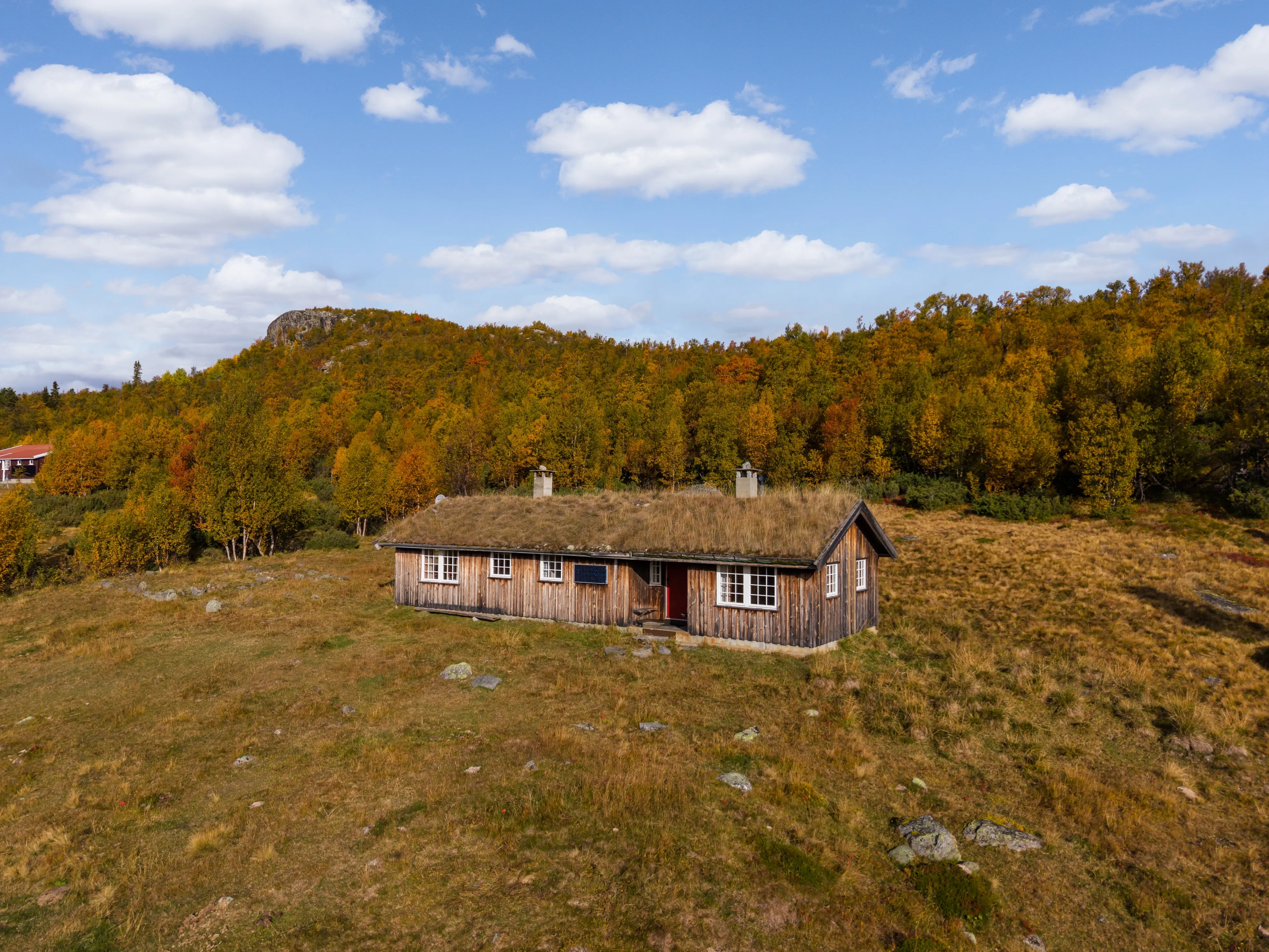 Cabana de meados do século com 3 quartos e aquecimento a lenha na pitoresca Uvdal, na Noruega - Ver imagem 35 de 44