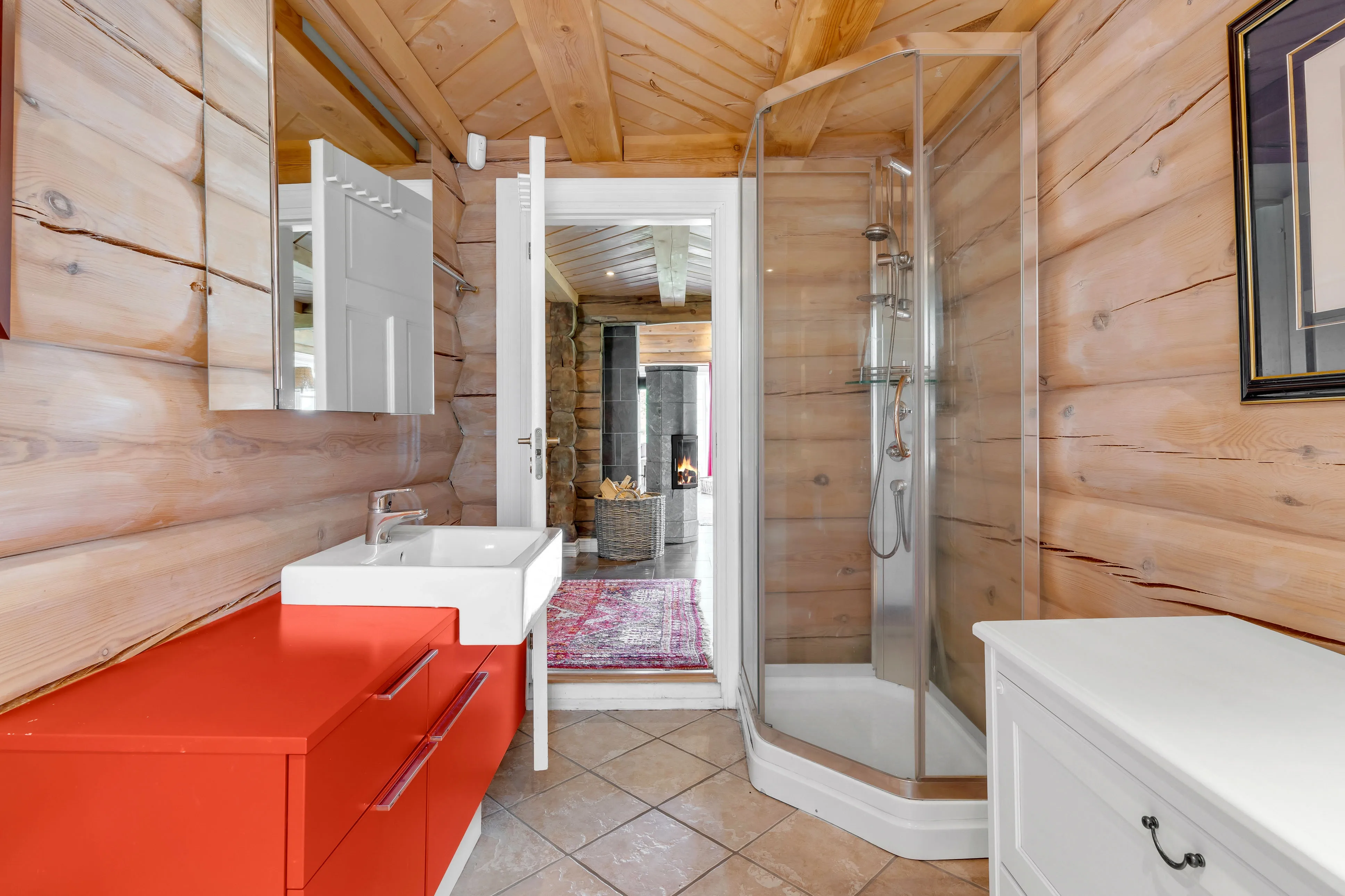 Contemporary Log Cabin with Guest House in Scenic Høgevarde Norway - View image 28 of 51