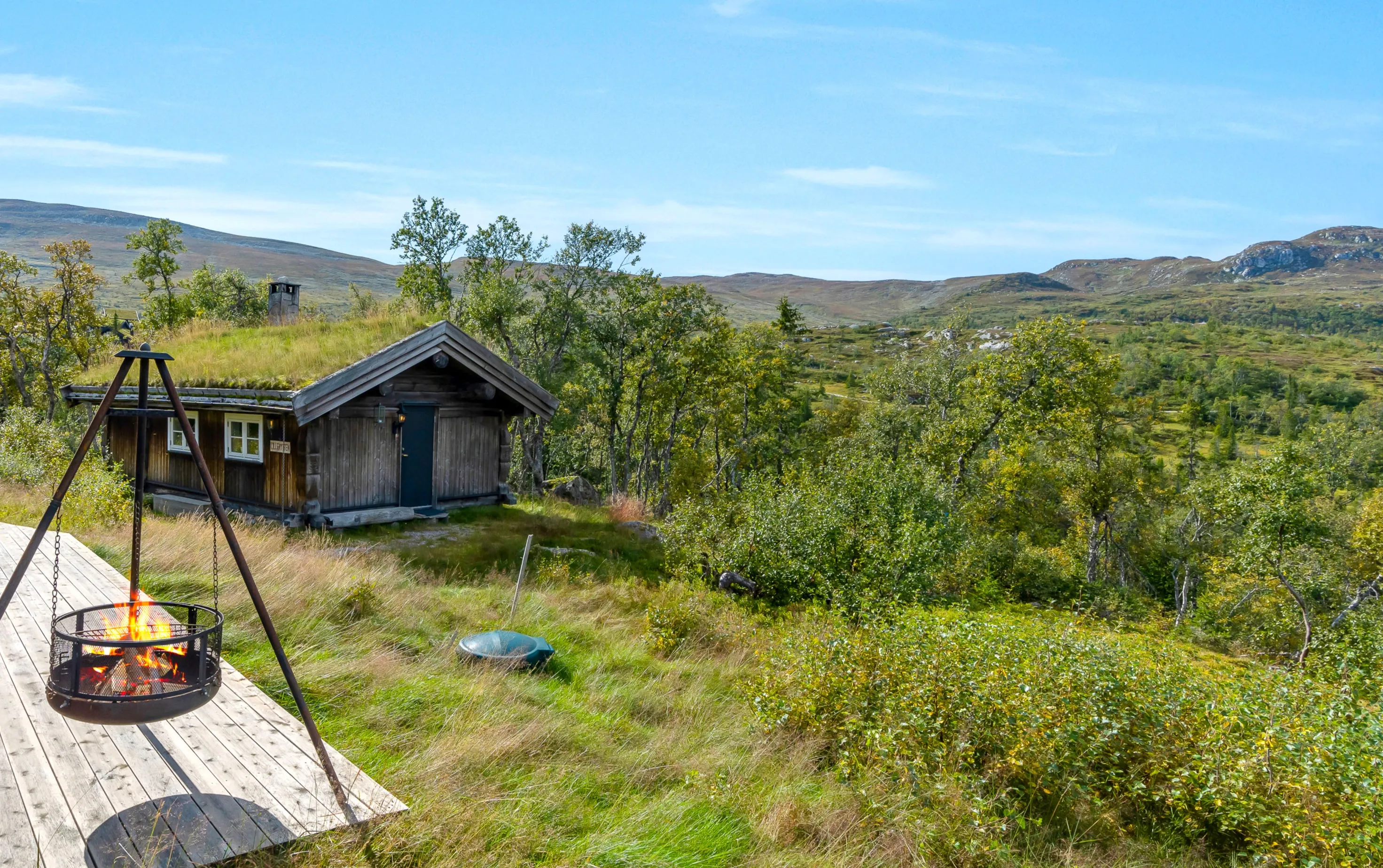 Contemporary Log Cabin with Guest House in Scenic Høgevarde Norway - View image 35 of 51