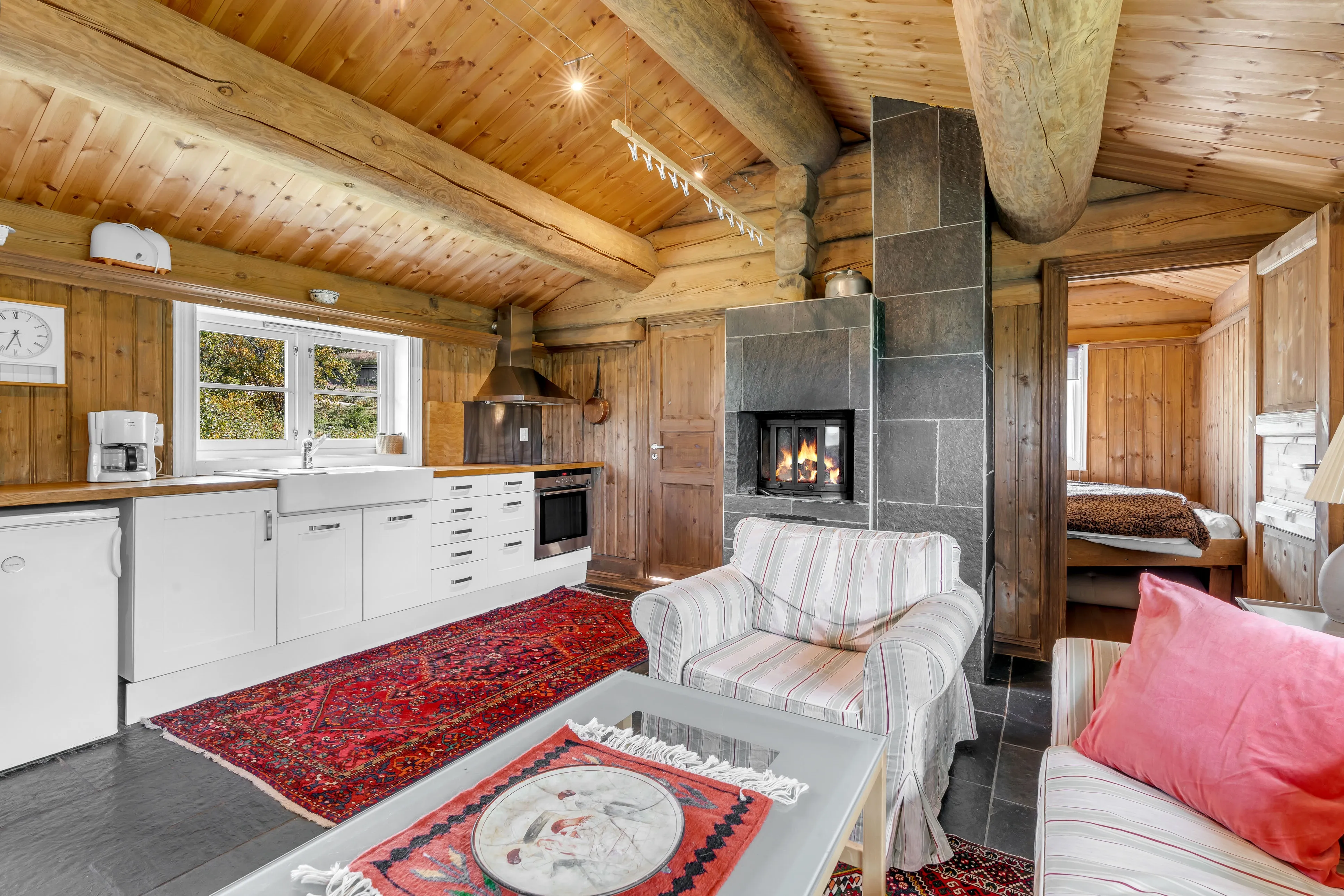 Contemporary Log Cabin with Guest House in Scenic Høgevarde Norway - View image 37 of 51