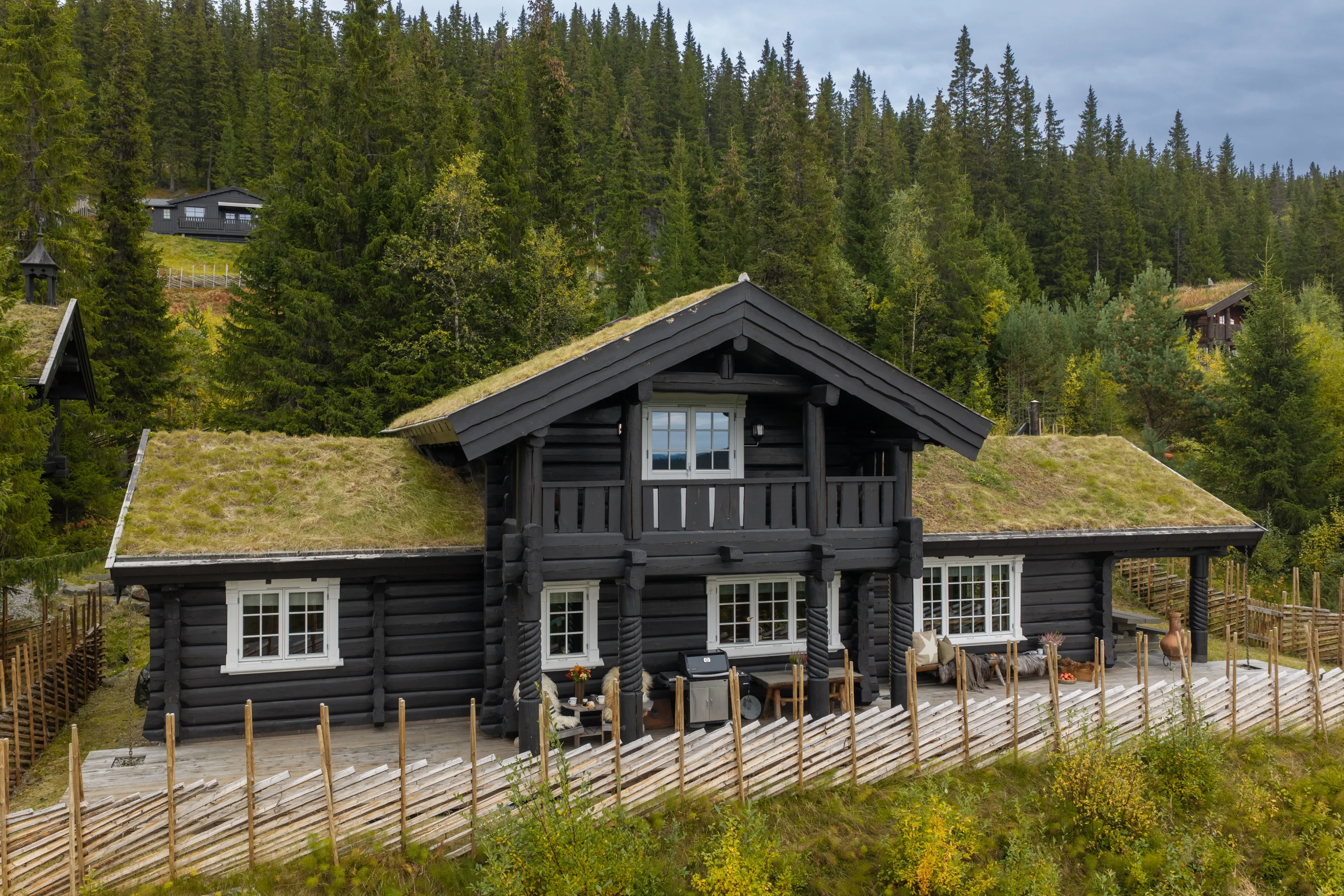 Spacious 6-Bedroom Cabin with Sauna and Annex in Scenic Nesbyen, Norway - Image 1
