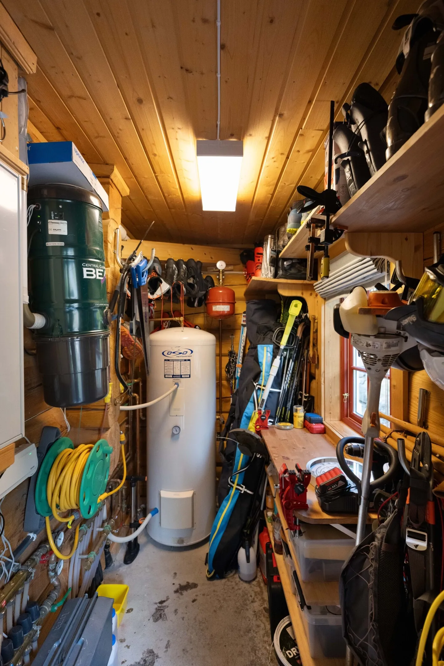 Spacious 6-Bedroom Cabin with Sauna and Annex in Scenic Nesbyen, Norway - View image 38 of 52