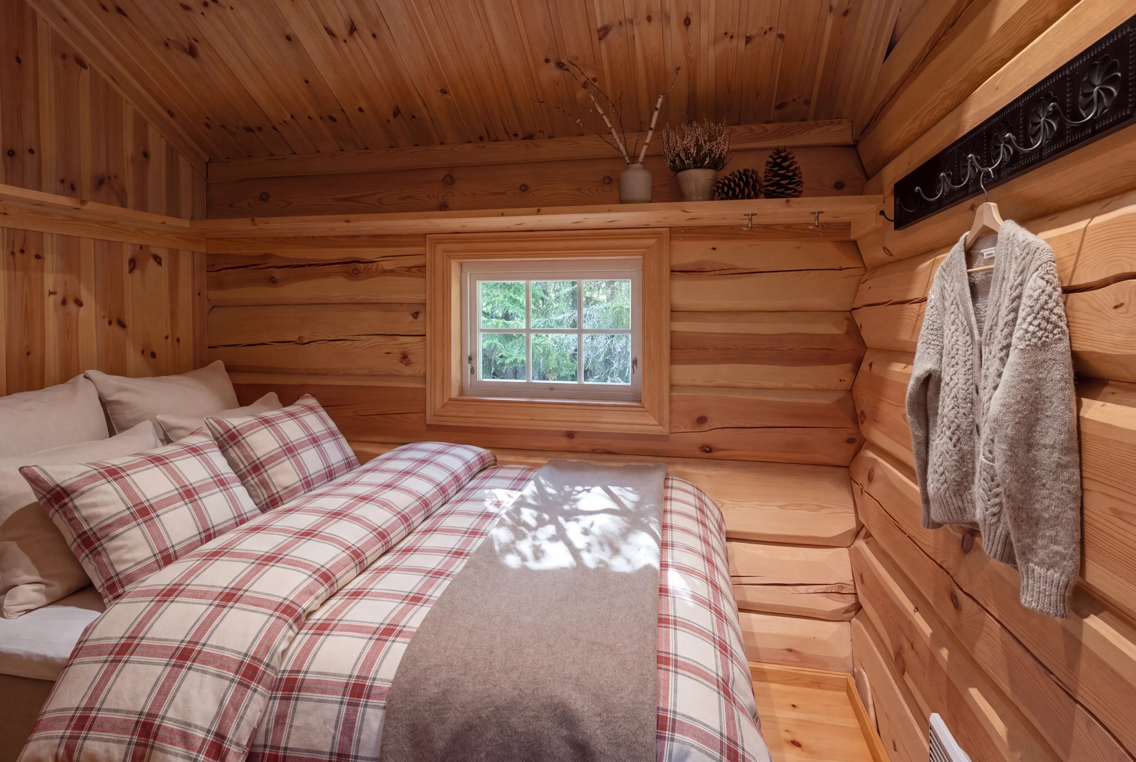 Spacious 6-Bedroom Cabin with Sauna and Annex in Scenic Nesbyen, Norway - View image 49 of 52