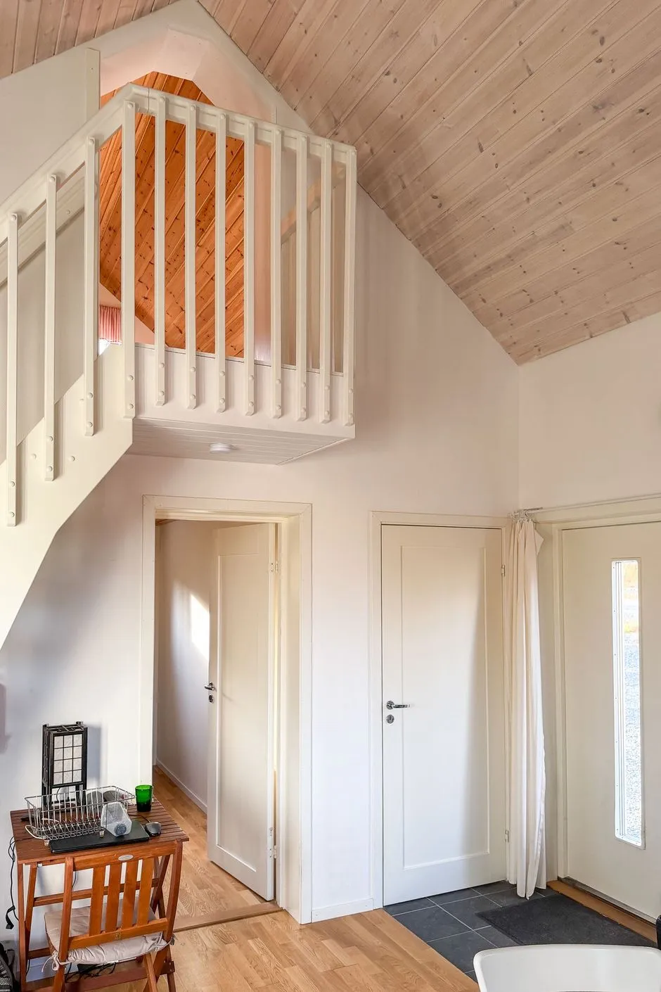 Modern 3-Bedroom House with Expansive Garden in Saxnäs Sweden - View image 8 of 24