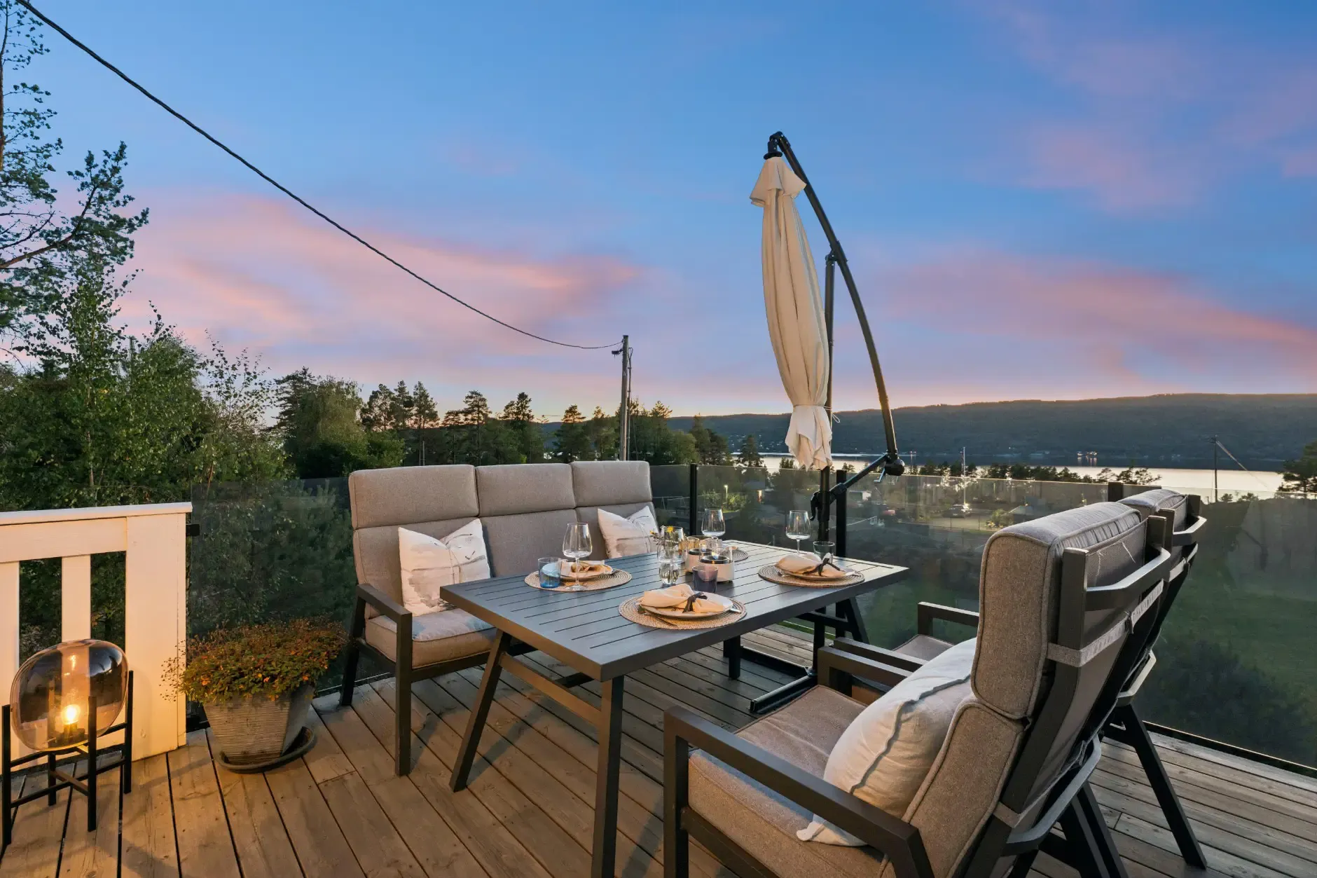 Contemporary 3-Bedroom Country House with Fjord Views in Drøbak, Norway - View image 18 of 44