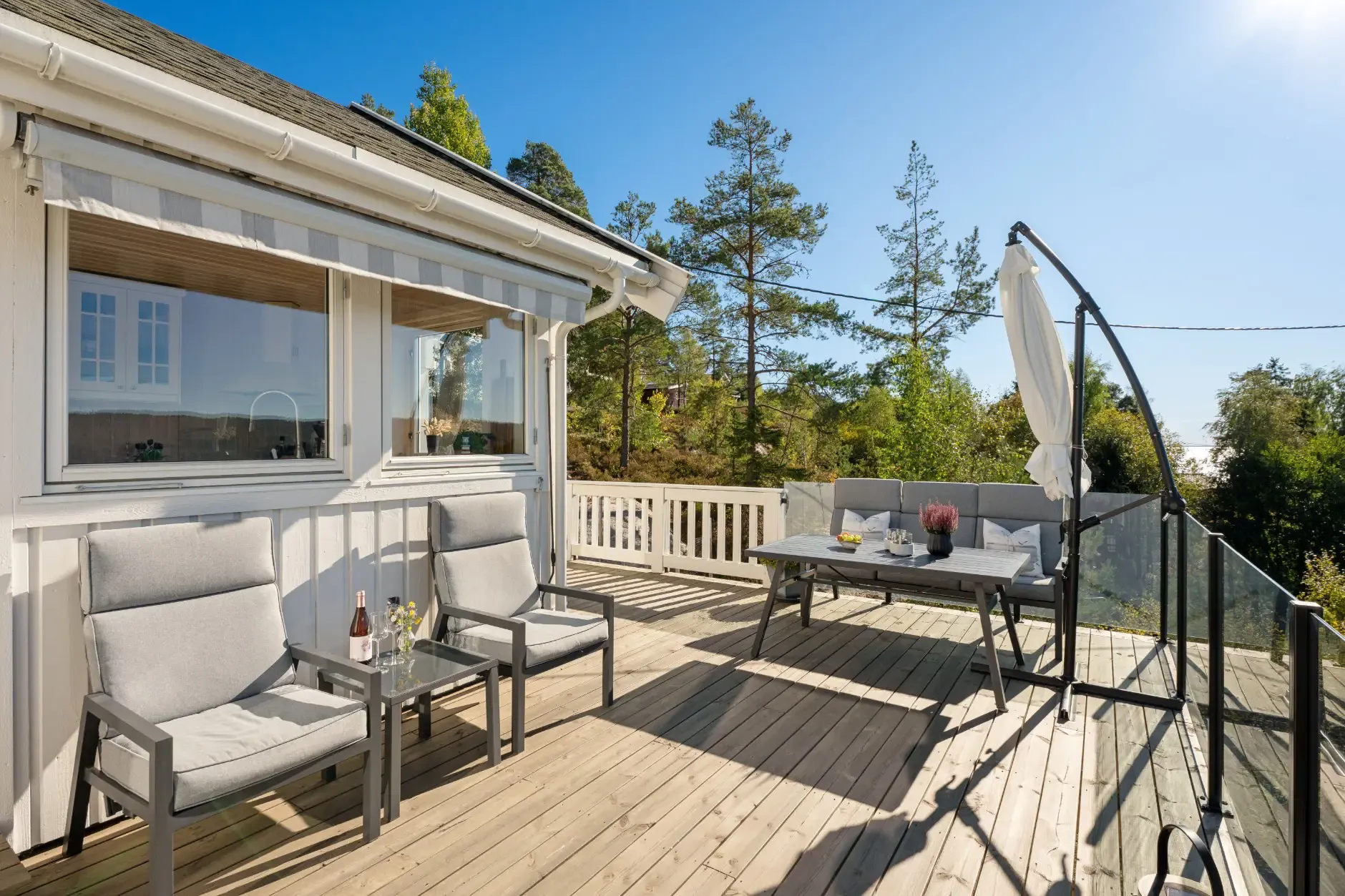 Contemporary 3-Bedroom Country House with Fjord Views in Drøbak, Norway - View image 21 of 44