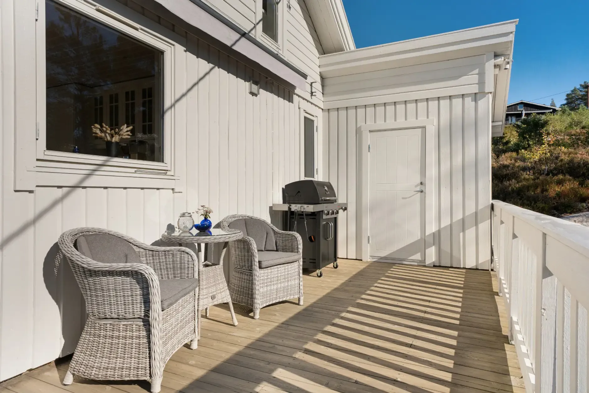 Contemporary 3-Bedroom Country House with Fjord Views in Drøbak, Norway - View image 22 of 44