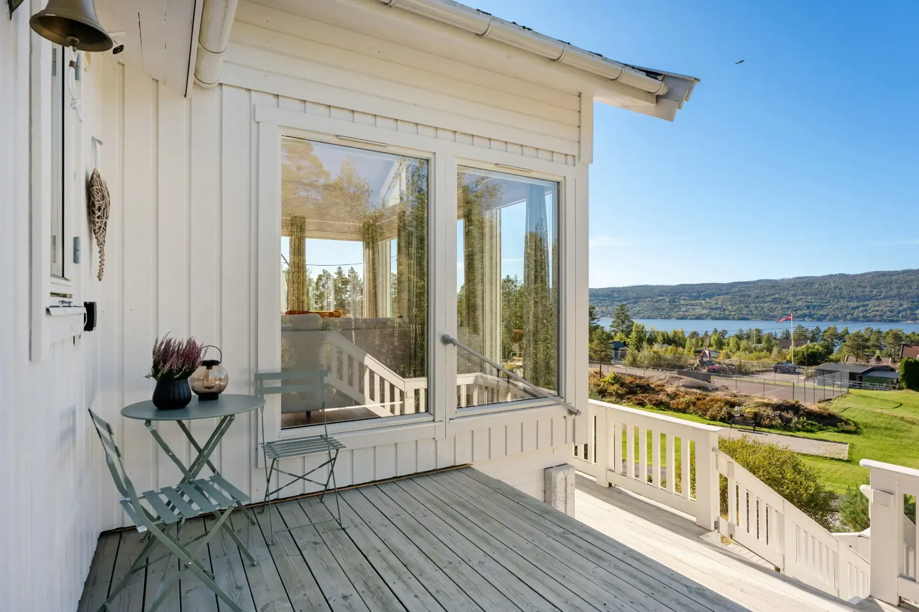 Contemporary 3-Bedroom Country House with Fjord Views in Drøbak, Norway - View image 37 of 44